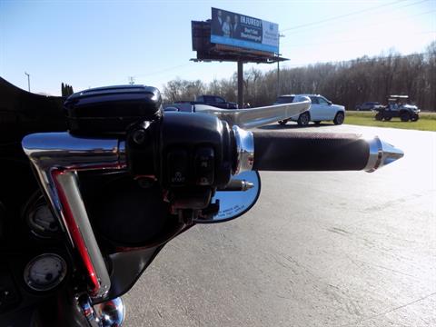 2013 Harley-Davidson Street Glide® in Janesville, Wisconsin - Photo 21