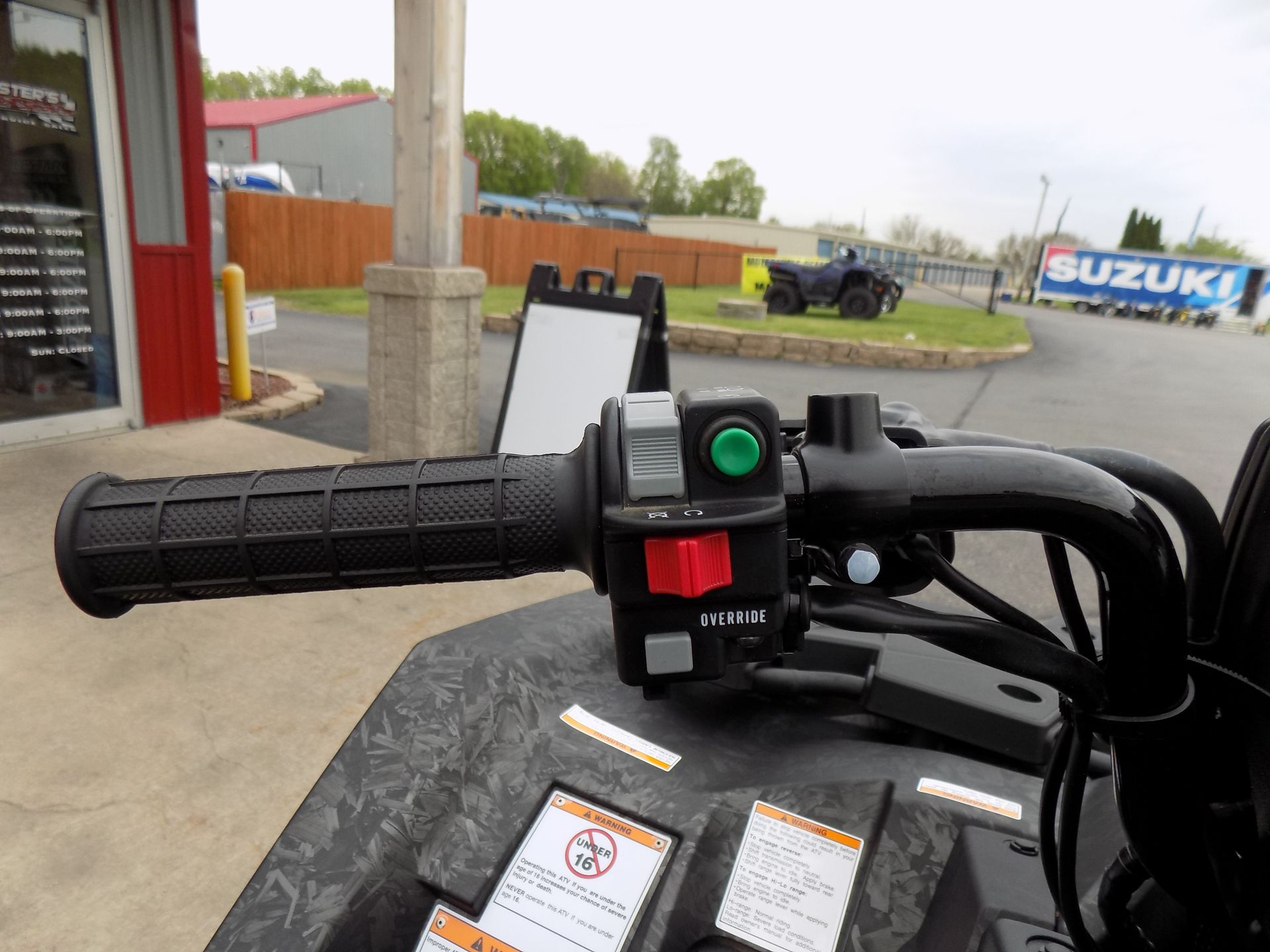 2023 Suzuki KingQuad 750AXi Power Steering SE+ in Janesville, Wisconsin - Photo 16