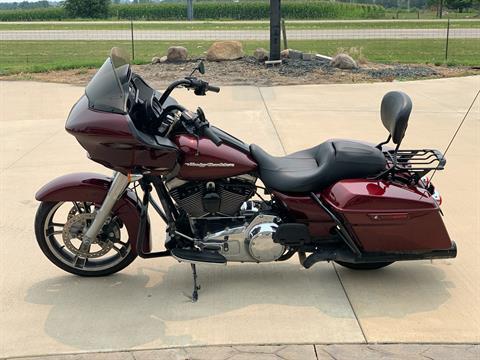 2015 Harley-Davidson Road Glide® in Ottumwa, Iowa - Photo 6