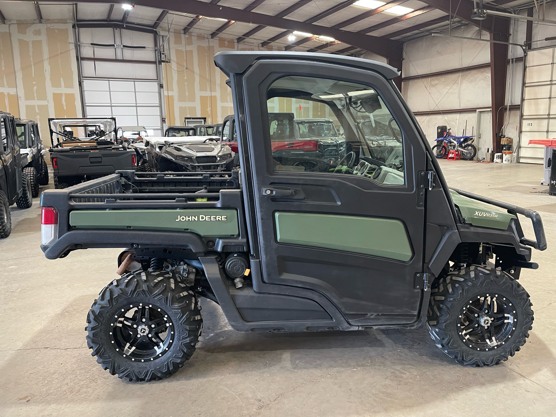 2022 John Deere XUV835R Cab HVAC in Amarillo, Texas - Photo 3