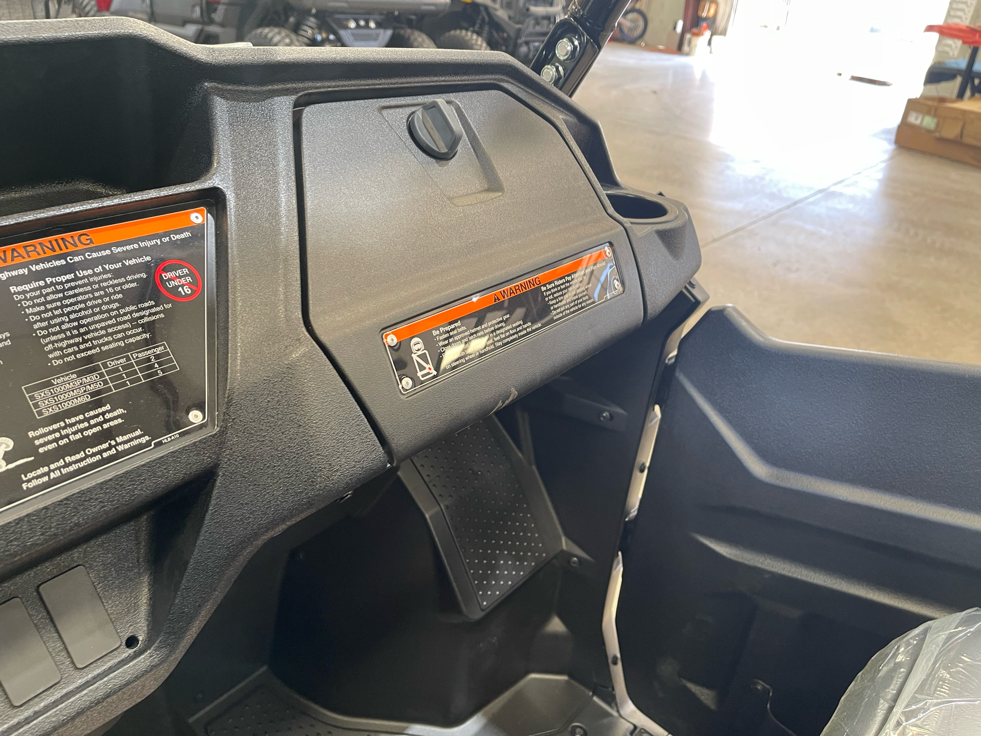 2024 Honda Pioneer 1000 in Amarillo, Texas - Photo 10