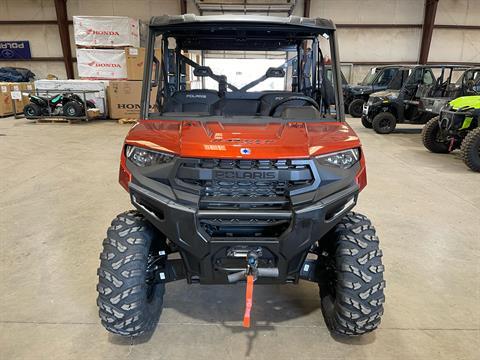 2025 Polaris Ranger Crew XP 1000 Premium in Amarillo, Texas - Photo 2