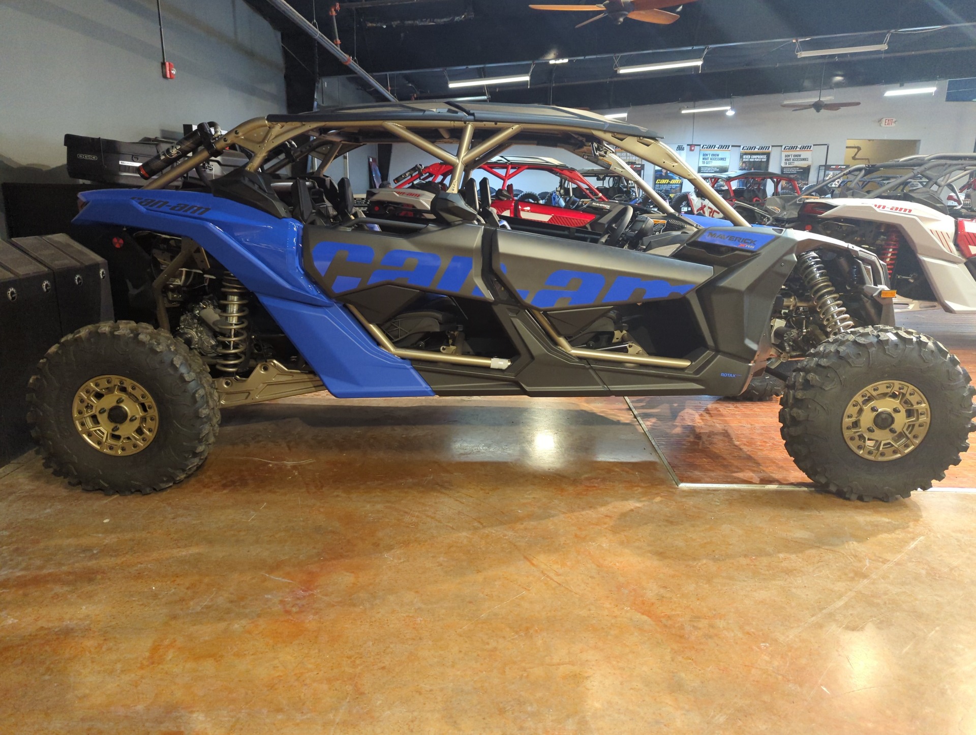 2024 Can-Am Maverick X3 MAX X RS Turbo RR with Smart-Shox in Roswell, New Mexico - Photo 2