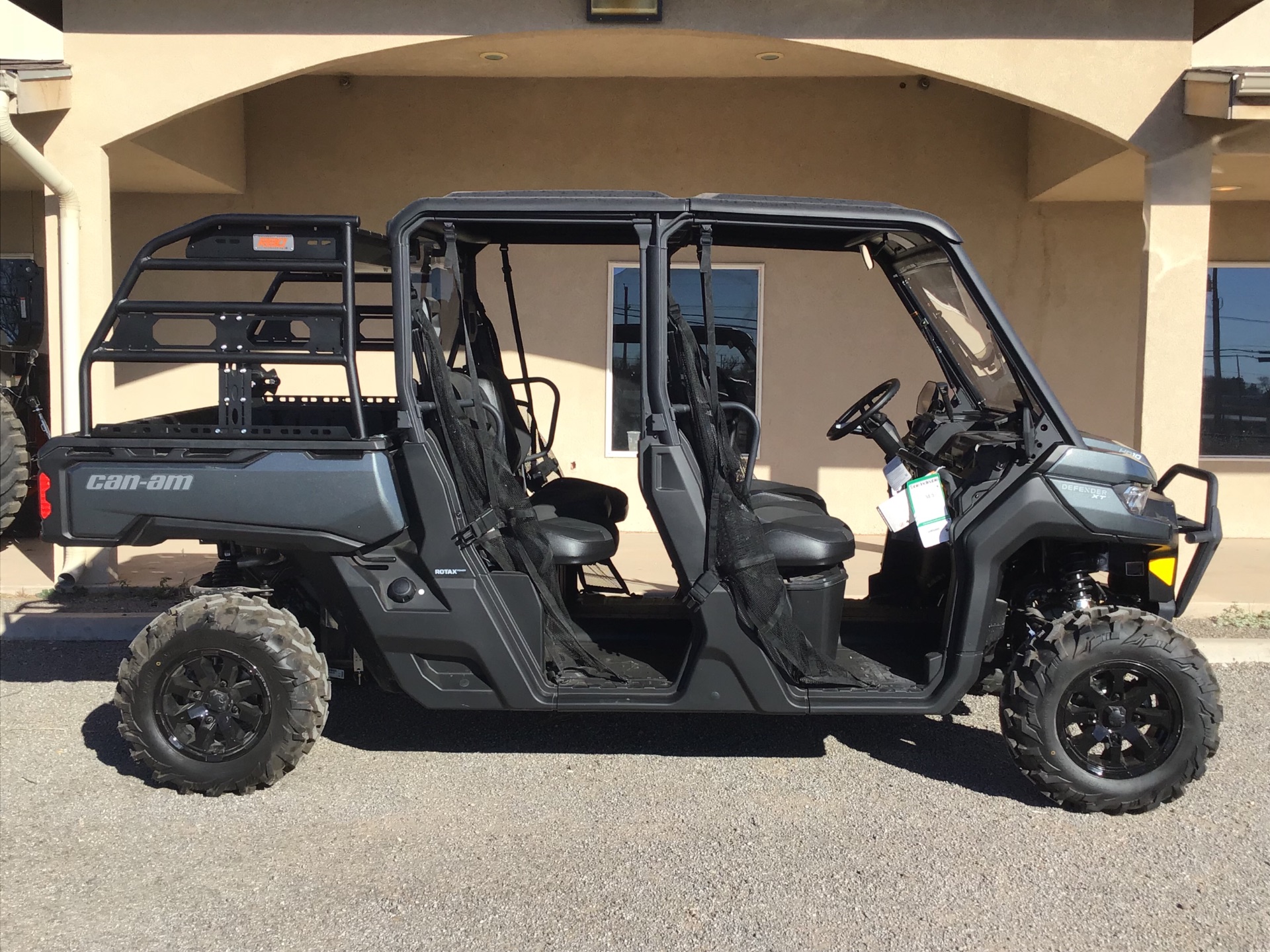 2023 Can-Am Defender MAX XT HD10 in Roswell, New Mexico - Photo 2