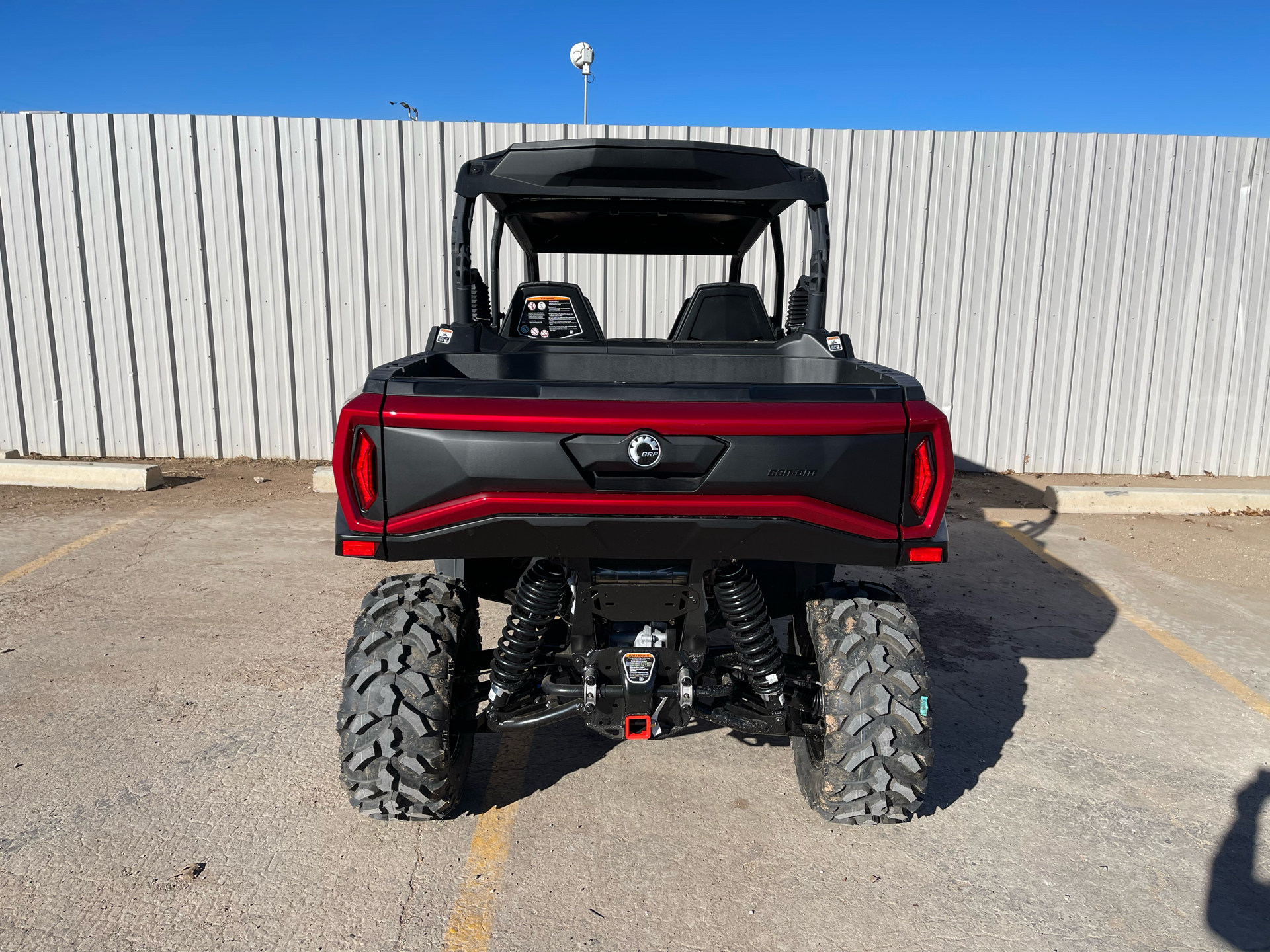 2024 Can-Am Commander MAX XT 700 in Roswell, New Mexico - Photo 4