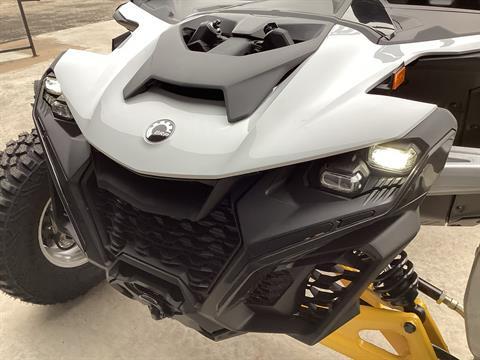 2024 Can-Am Maverick R 999T DCT in Roswell, New Mexico - Photo 4