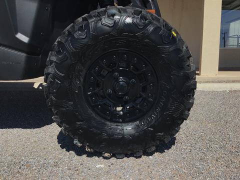 2023 Can-Am Maverick X3 X RS Turbo RR with Smart-Shox 72 in Roswell, New Mexico - Photo 6