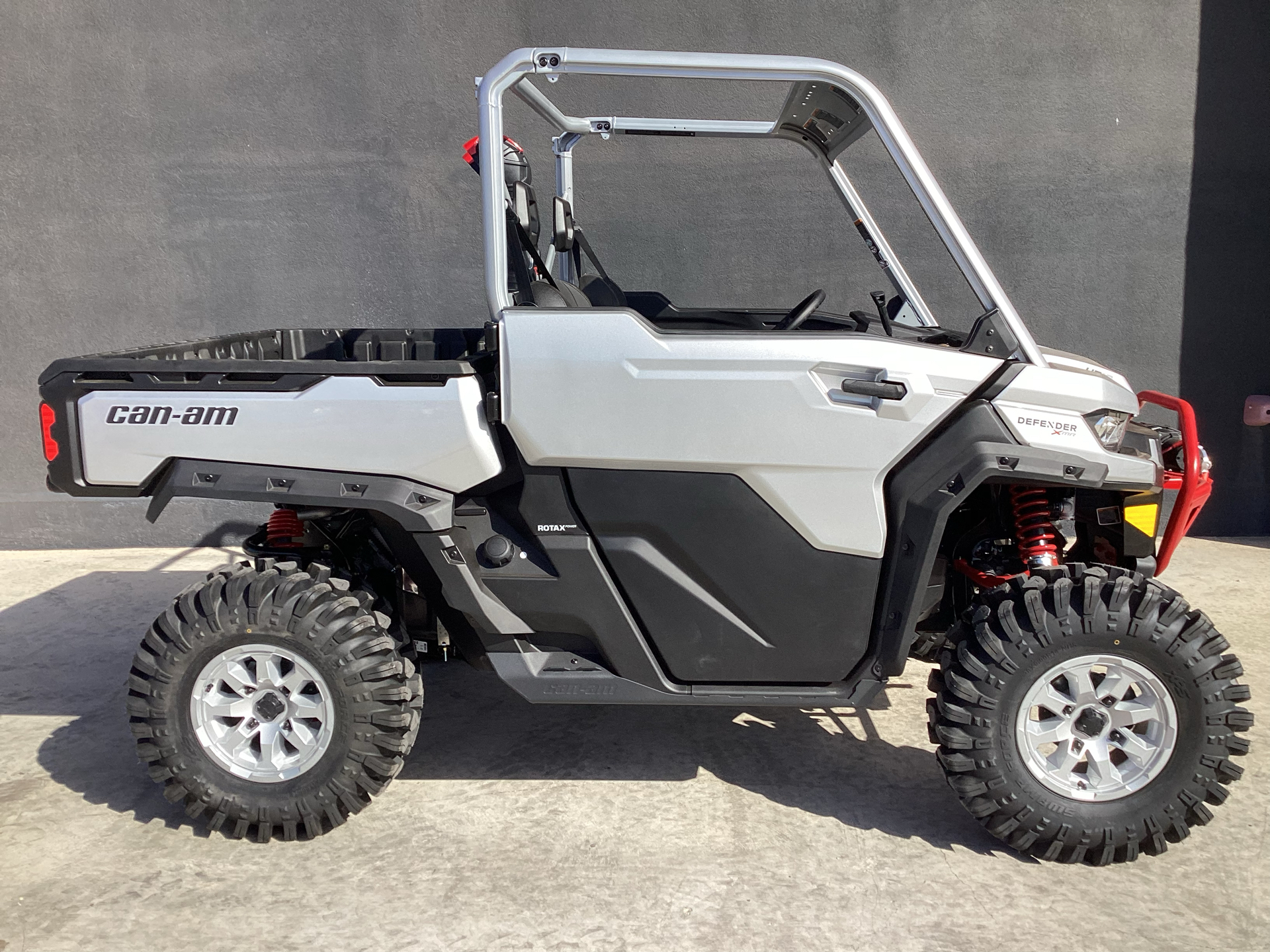 2024 Can-Am Defender X MR With Half-Doors in Abilene, Texas - Photo 2