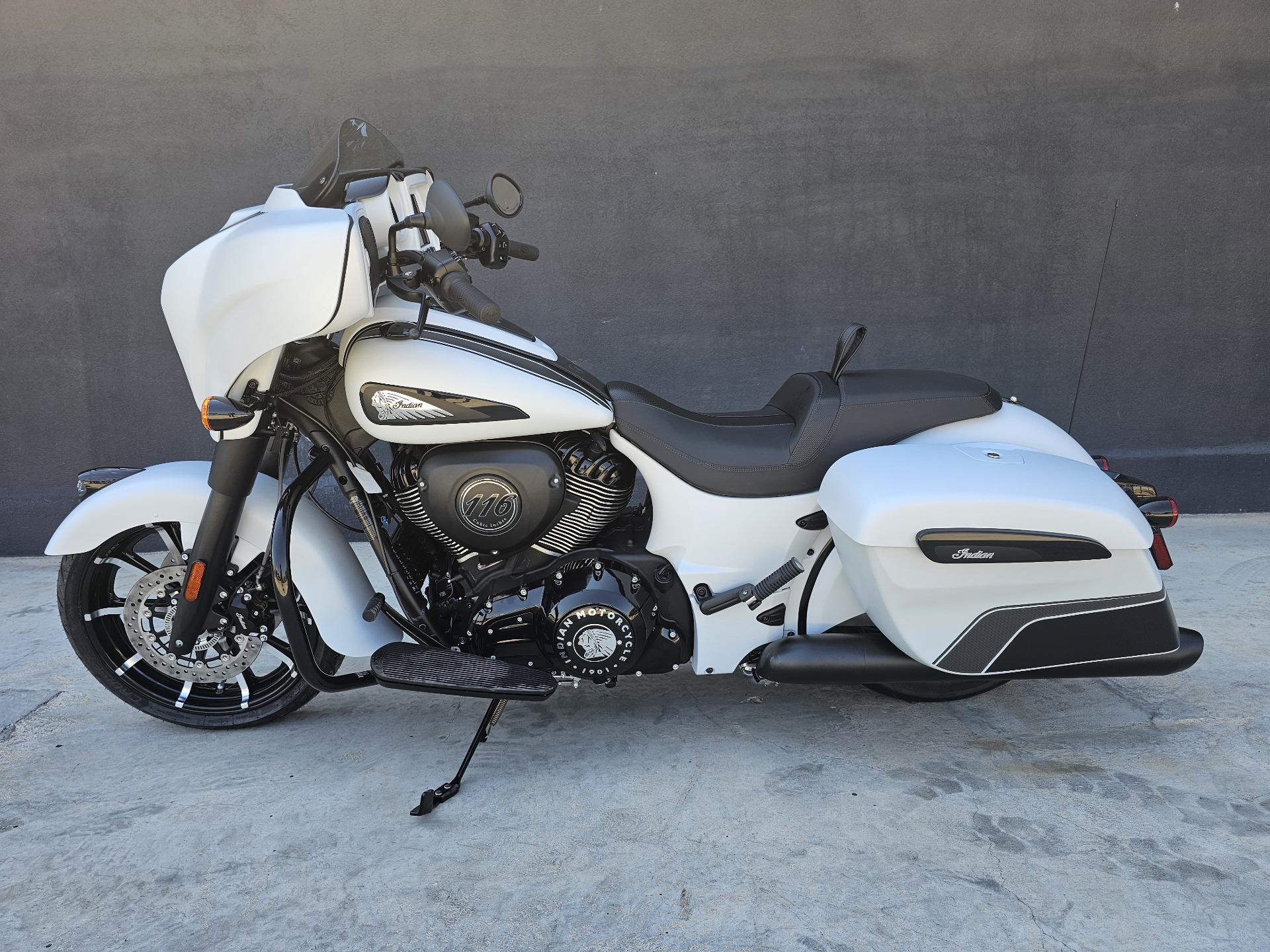 2024 Indian Motorcycle Chieftain® Dark Horse® in Abilene, Texas - Photo 1