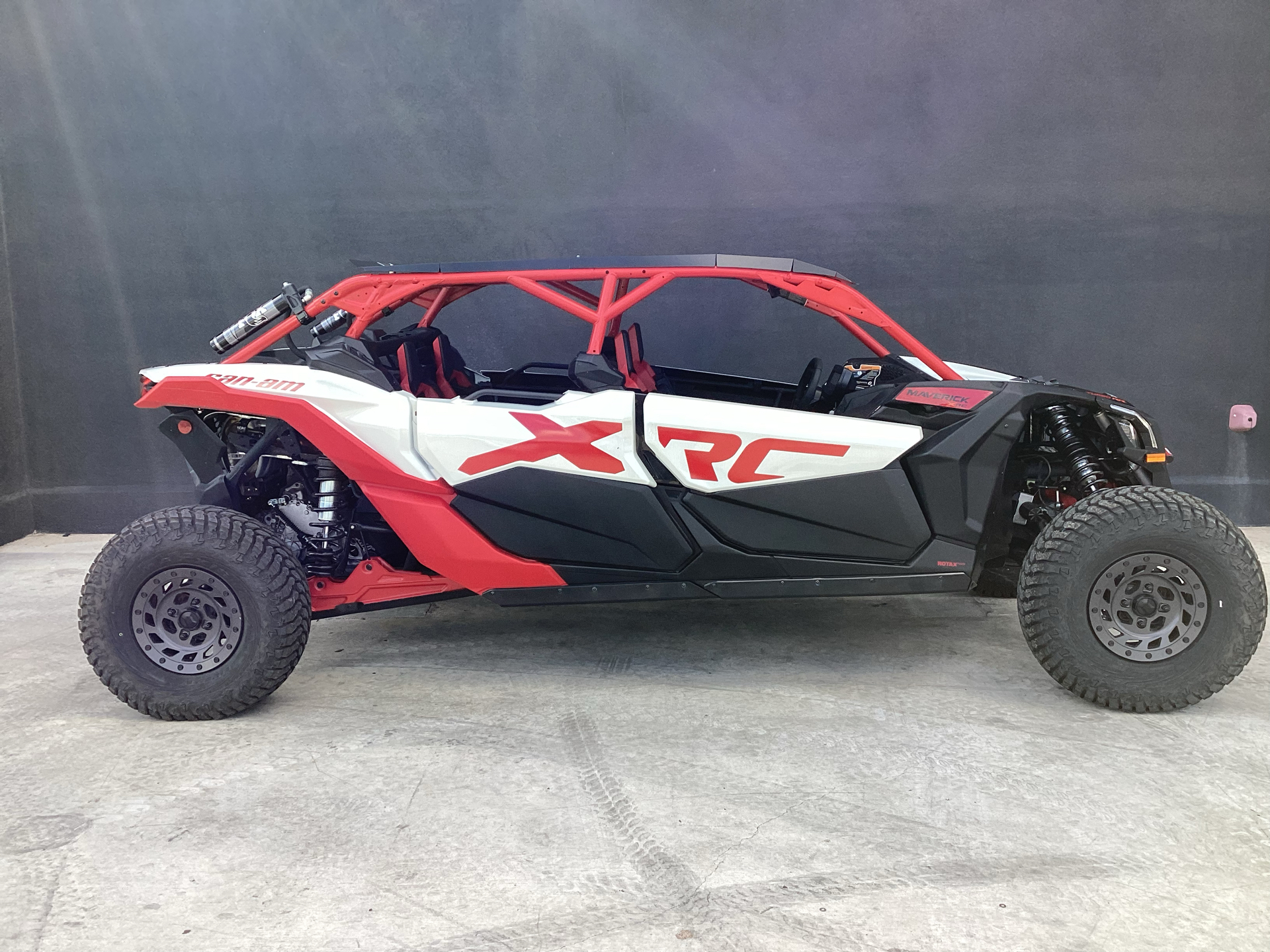 2024 Can-Am Maverick X3 MAX X RC Turbo RR in Abilene, Texas - Photo 2