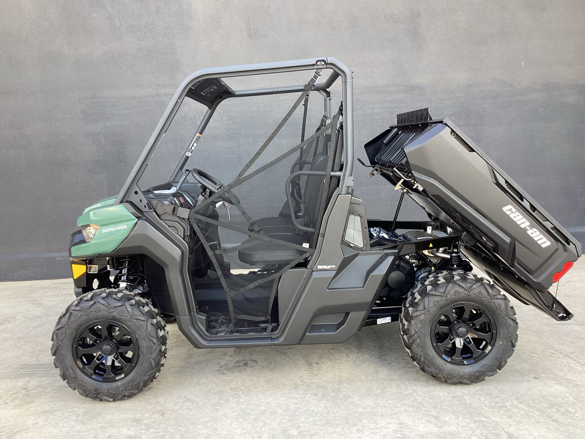 2025 Can-Am Defender DPS HD7 in Abilene, Texas - Photo 8