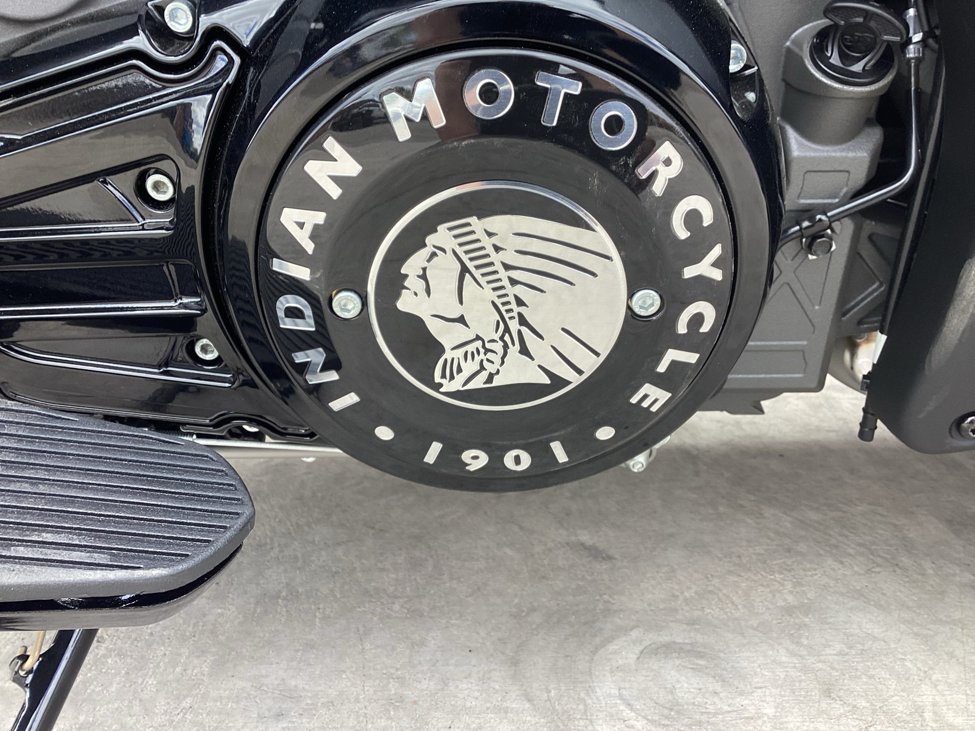 2024 Indian Motorcycle Pursuit® Dark Horse® with PowerBand Audio Package in Abilene, Texas - Photo 7