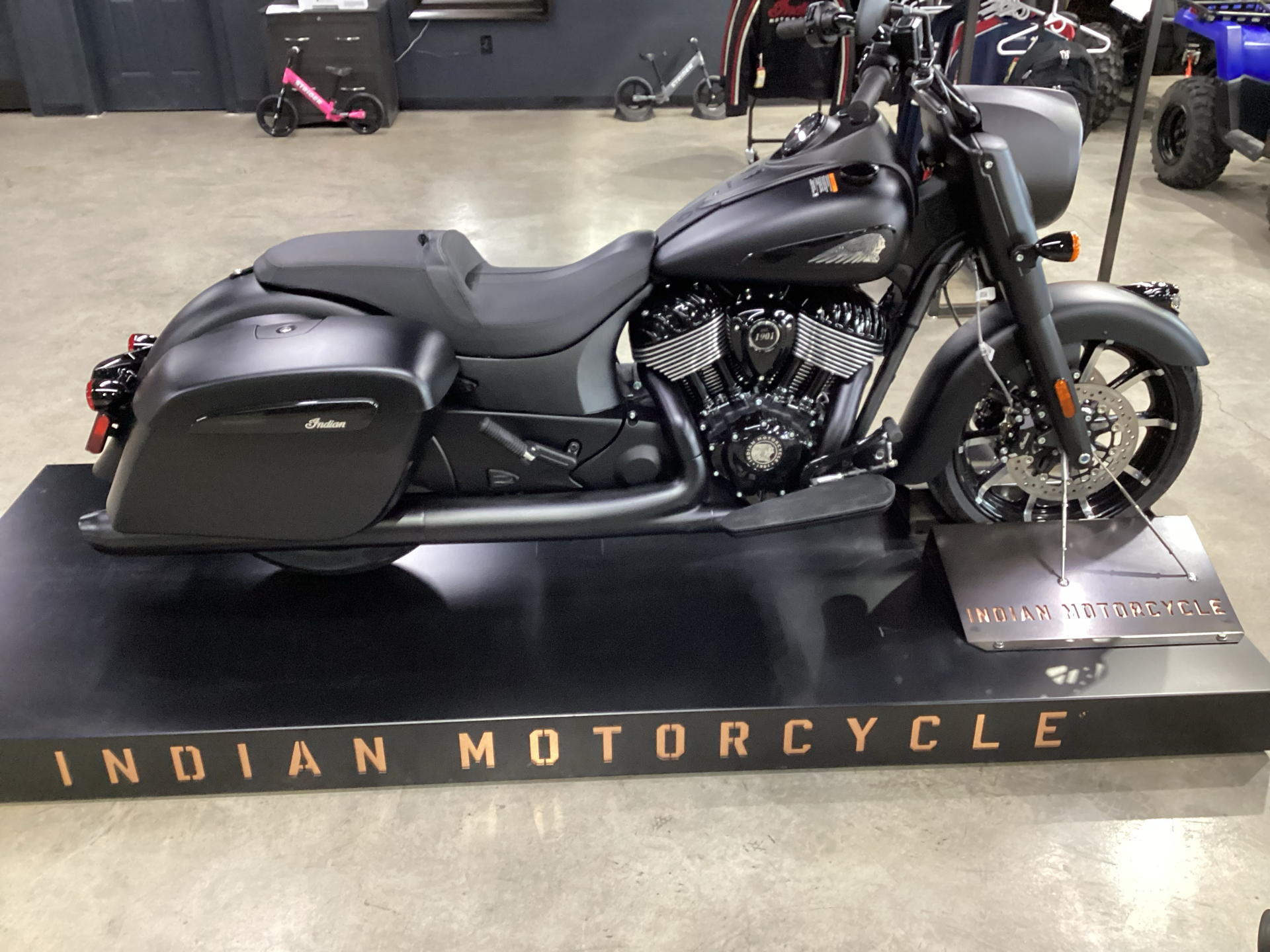 2024 Indian Motorcycle Springfield® Dark Horse® in Abilene, Texas - Photo 10