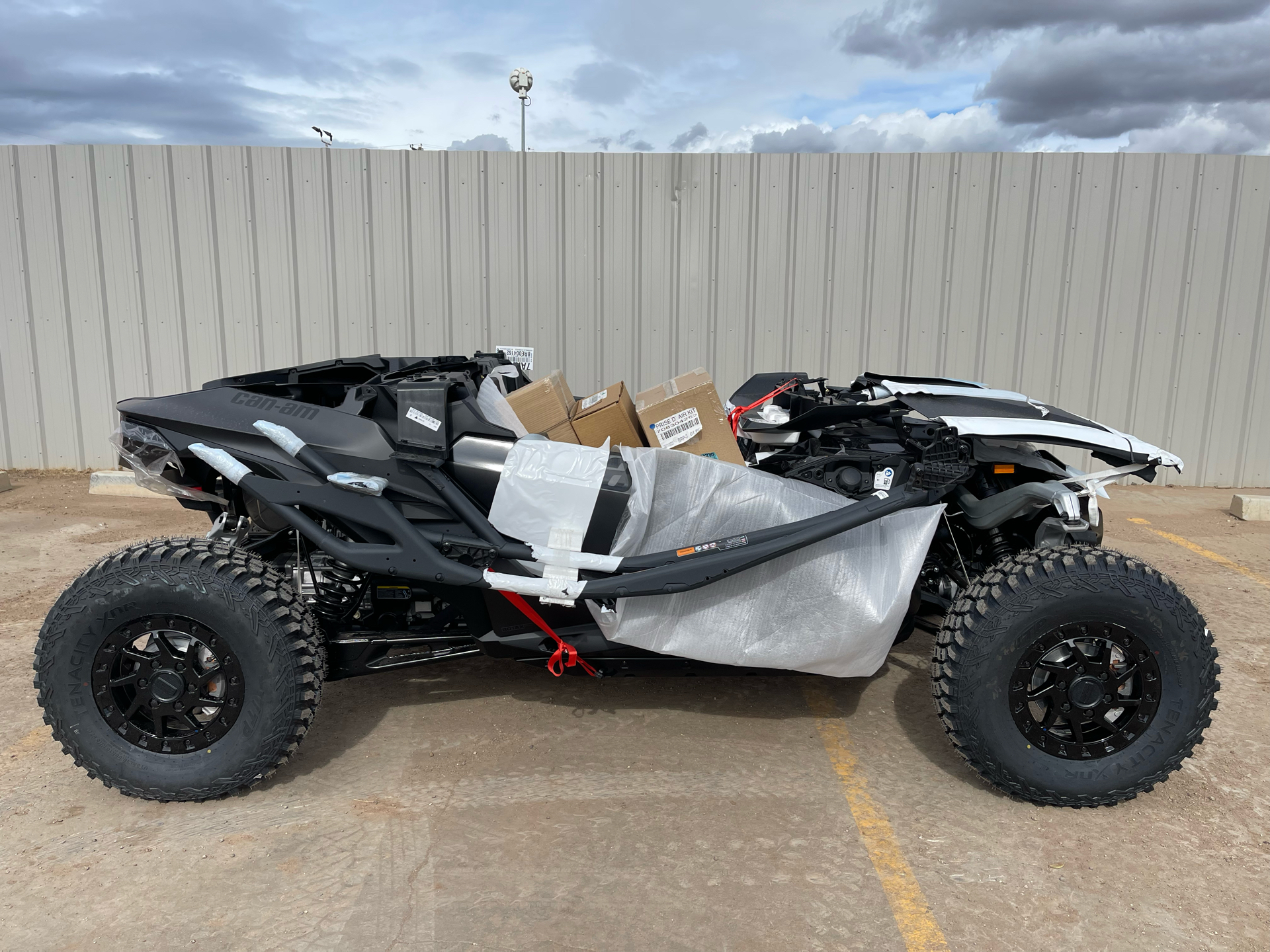 2024 Can-Am Maverick R X RS 999T DCT in Amarillo, Texas - Photo 1