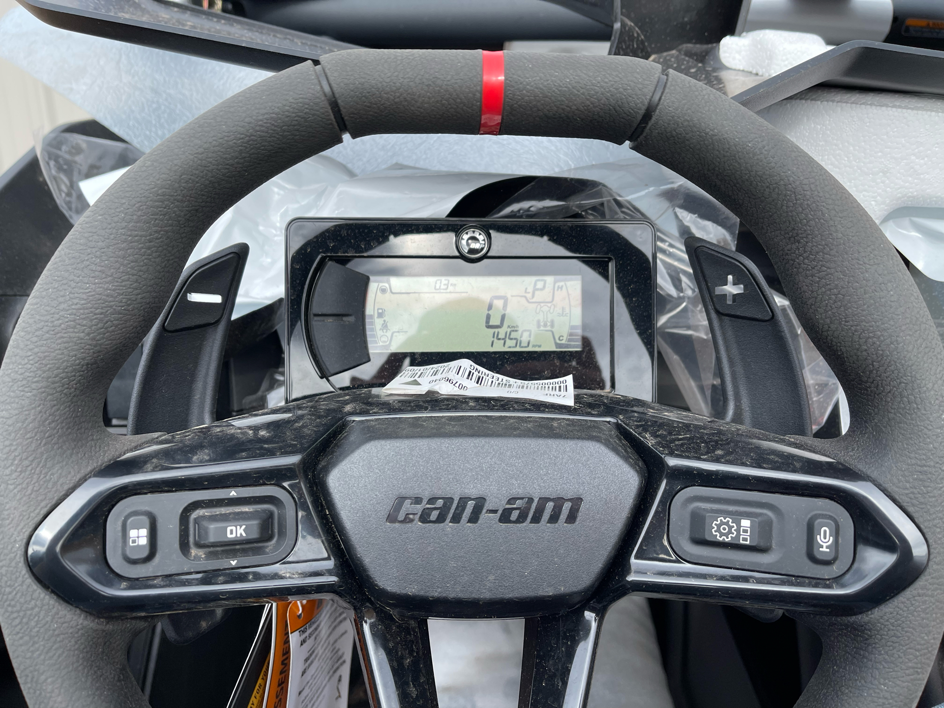 2024 Can-Am Maverick R X RS 999T DCT in Amarillo, Texas - Photo 6