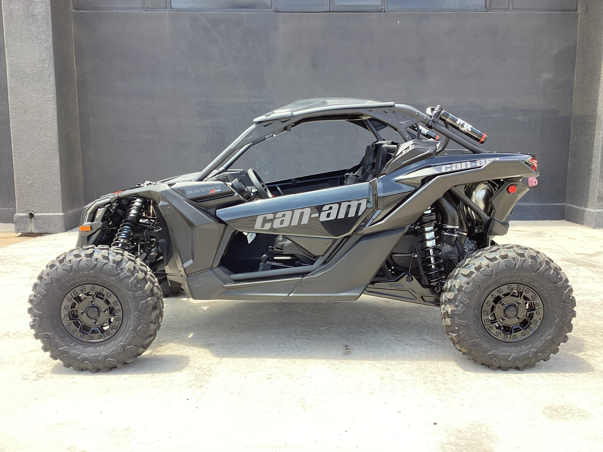 2023 Can-Am Maverick X3 X RS Turbo RR with Smart-Shox 72 in Amarillo, Texas - Photo 3