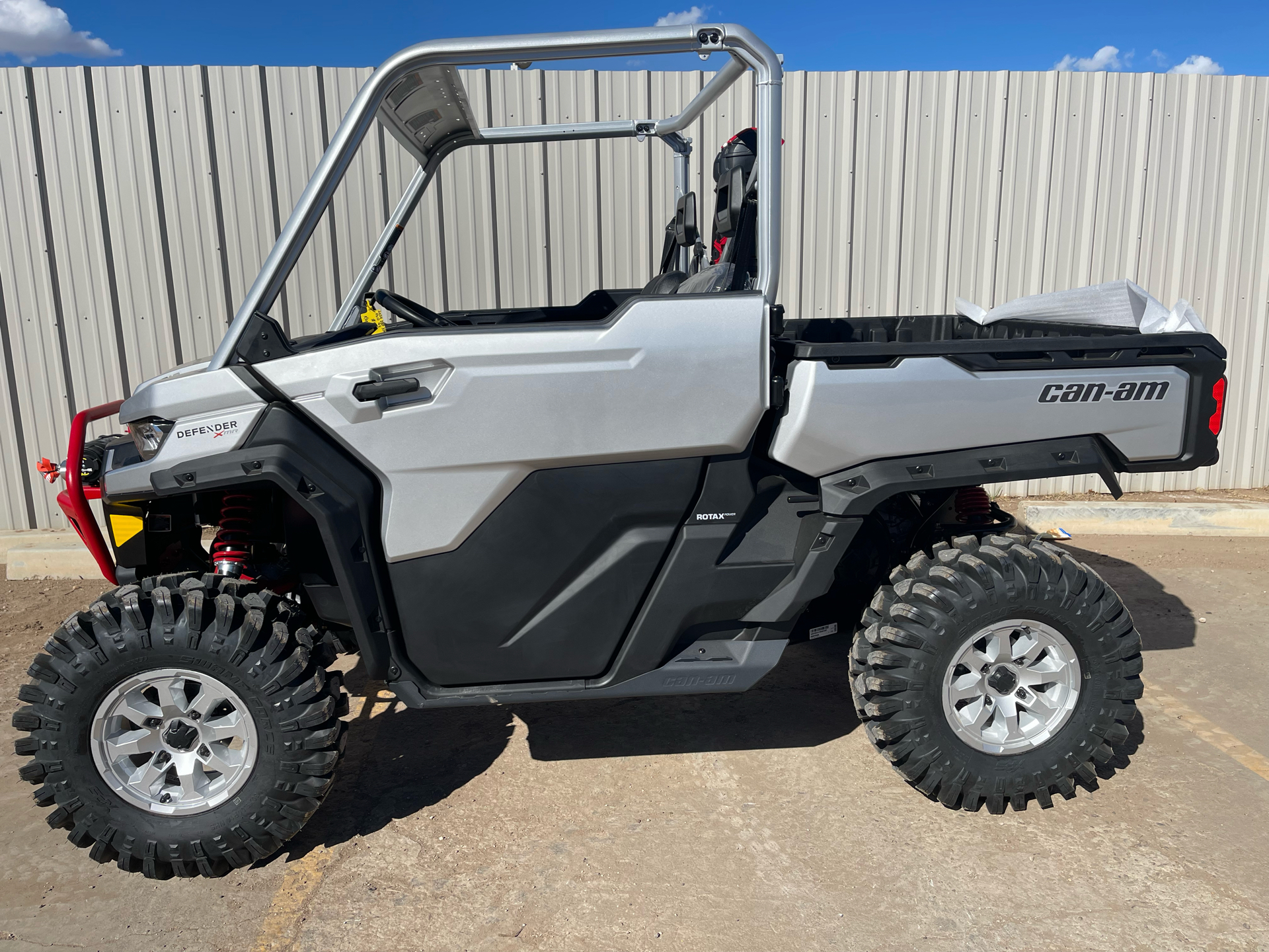 2024 Can-Am Defender X MR With Half Doors in Amarillo, Texas - Photo 3