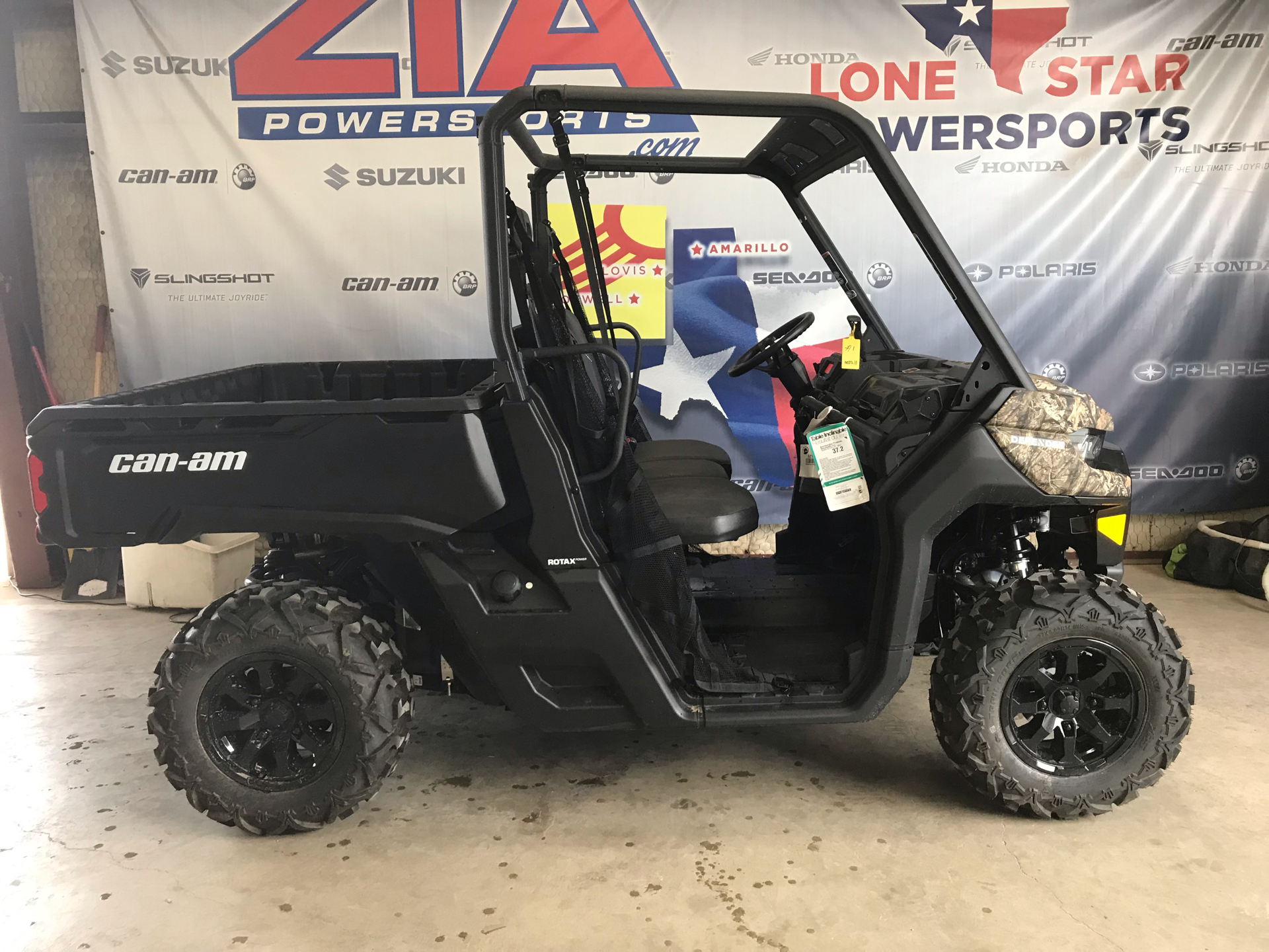 2023 Can-Am Defender DPS HD9 in Amarillo, Texas - Photo 1