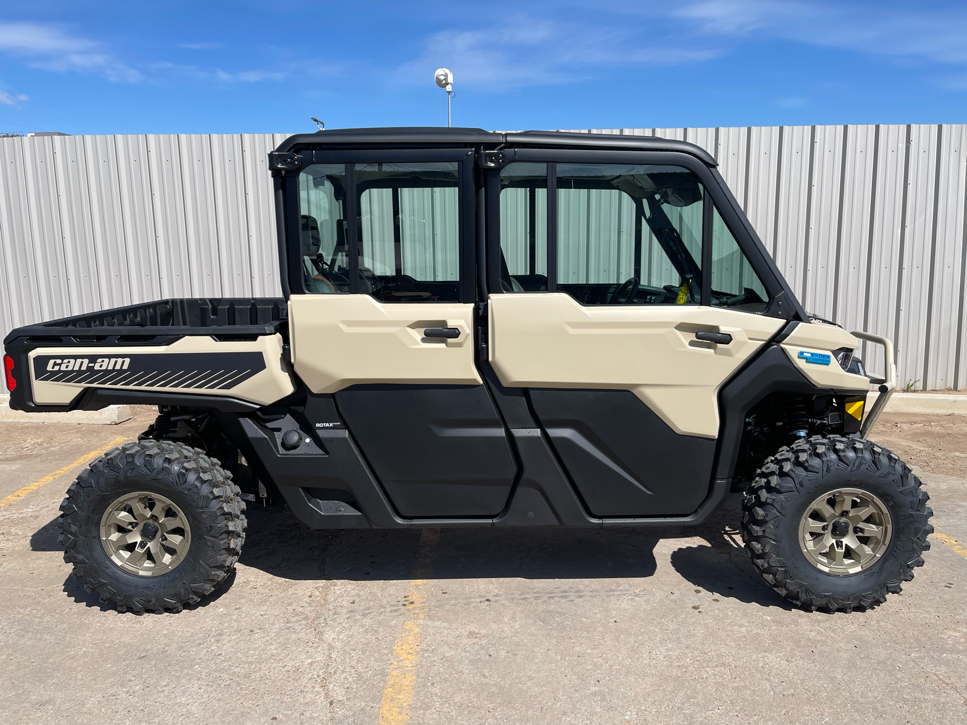 2024 Can-Am Defender MAX Limited HD10 in Amarillo, Texas - Photo 1