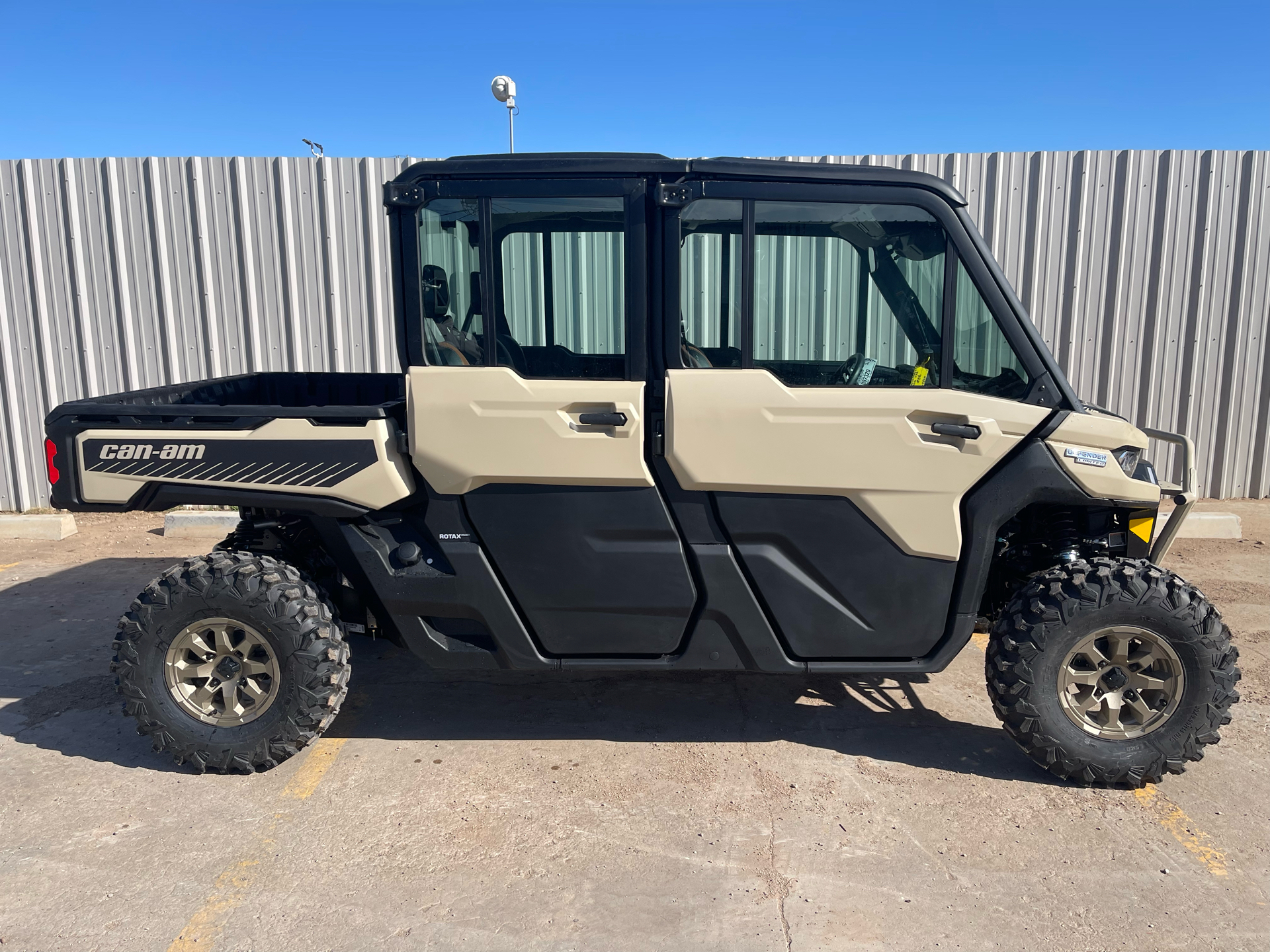 2024 Can-Am Defender MAX Limited HD10 in Amarillo, Texas - Photo 1