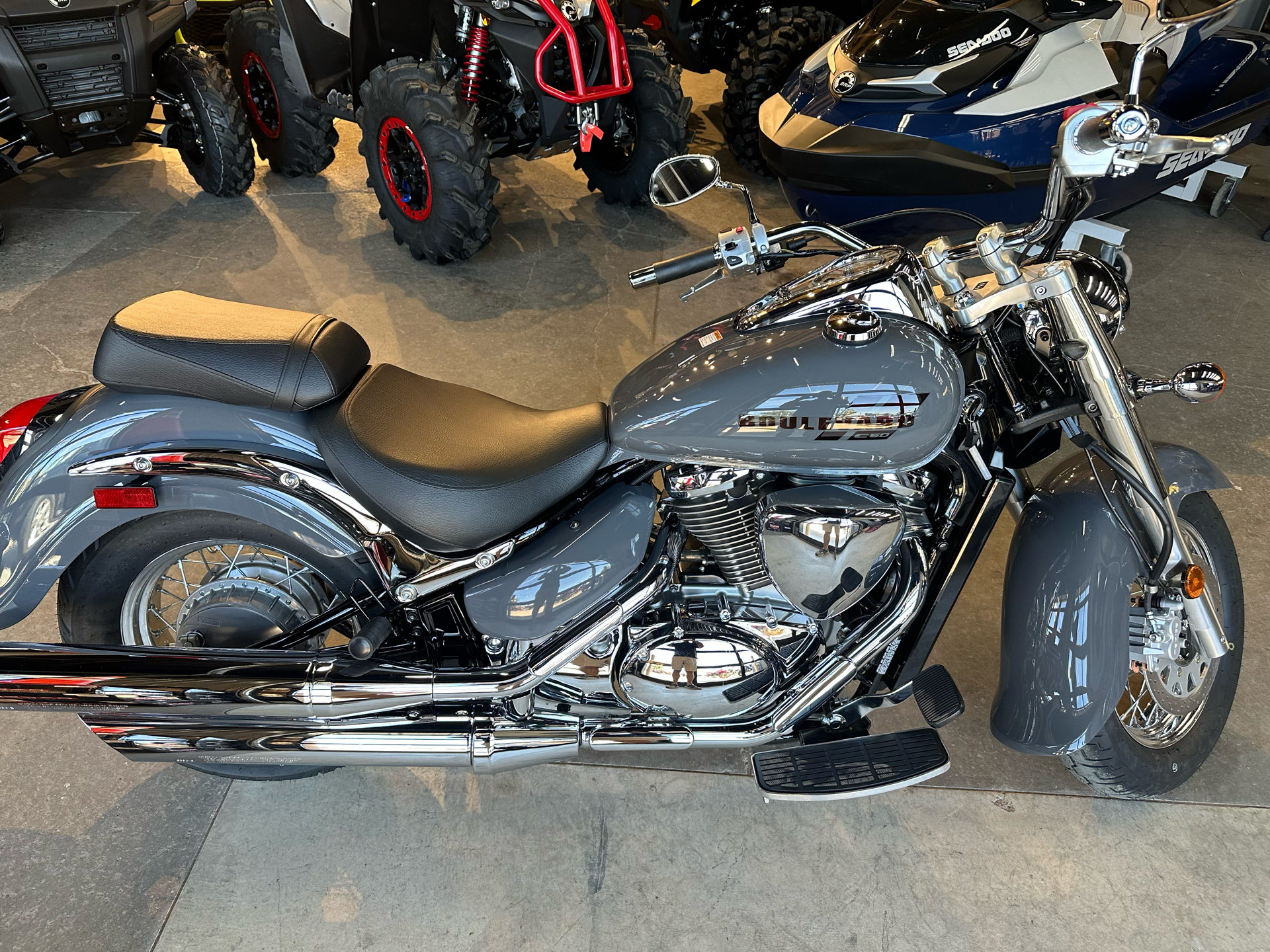 2025 Suzuki Boulevard C50 in Amarillo, Texas - Photo 2