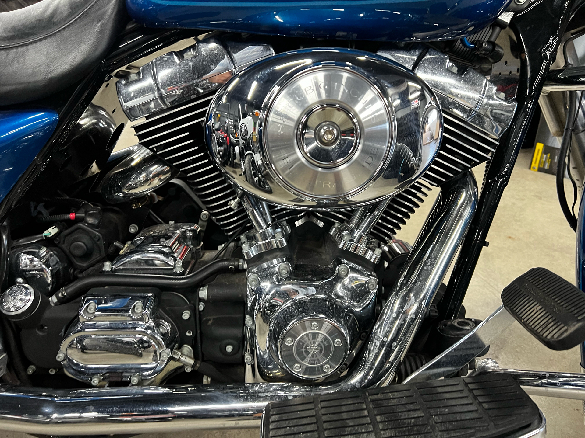 2005 Harley-Davidson FLHTC/FLHTCI Electra Glide® Classic in Amarillo, Texas - Photo 3