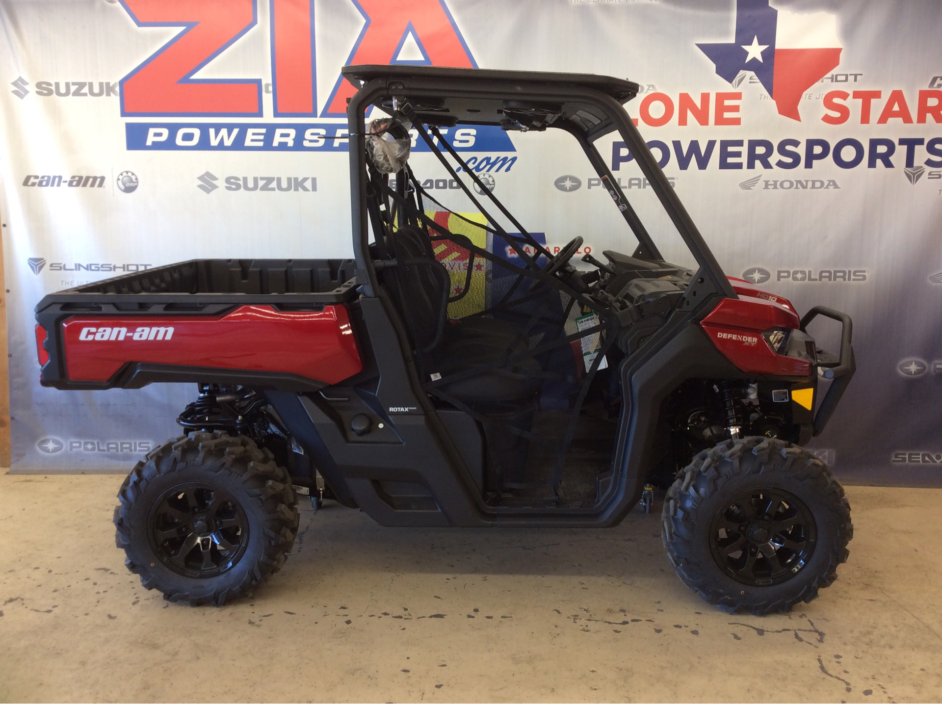 2024 Can-Am Defender XT HD10 in Amarillo, Texas - Photo 3