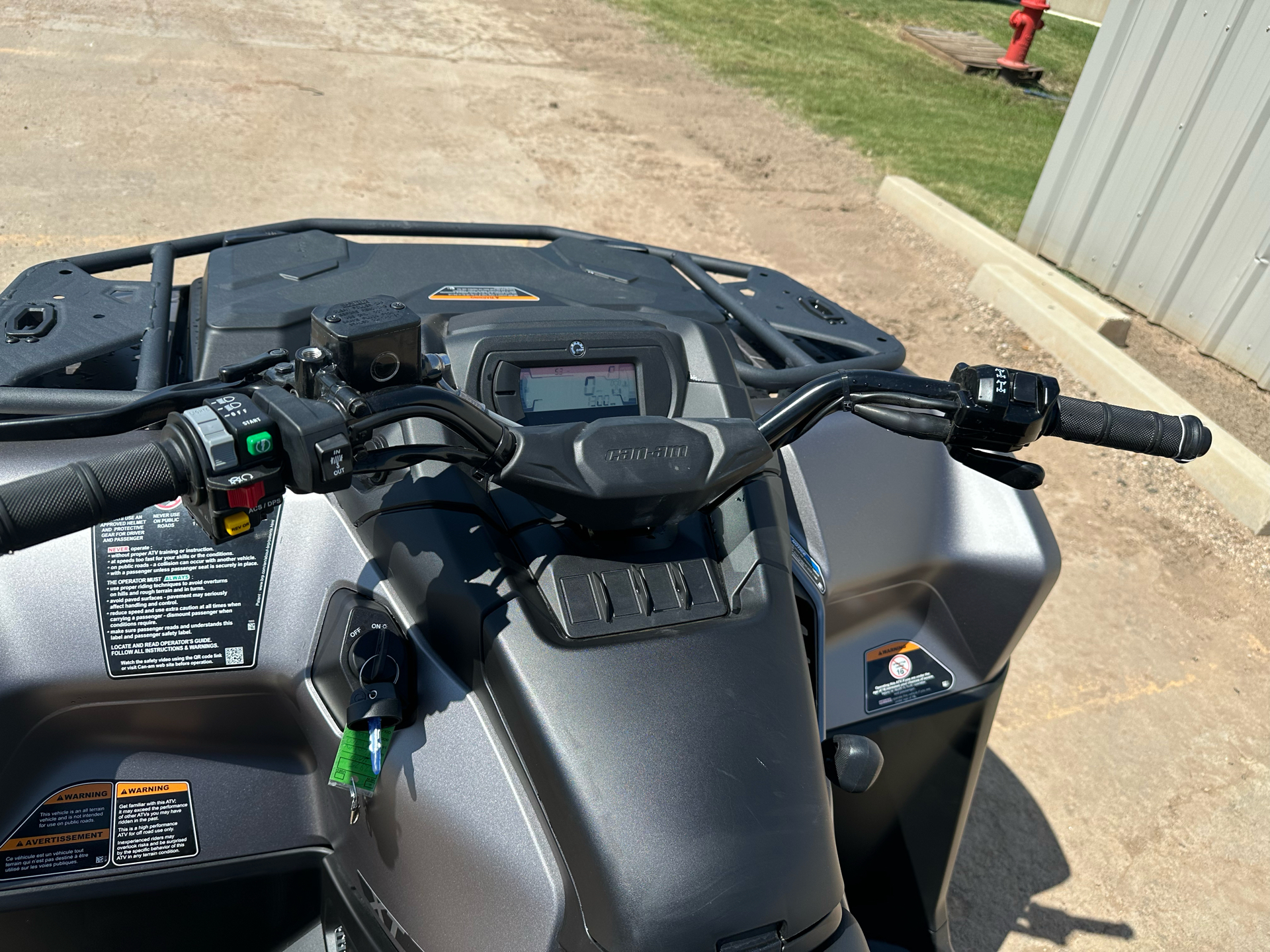 2025 Can-Am Outlander MAX XT 700 in Amarillo, Texas - Photo 5