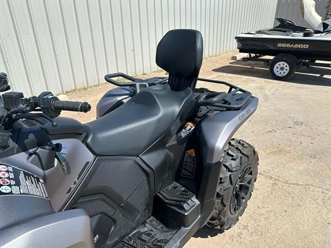 2025 Can-Am Outlander MAX XT 700 in Amarillo, Texas - Photo 6