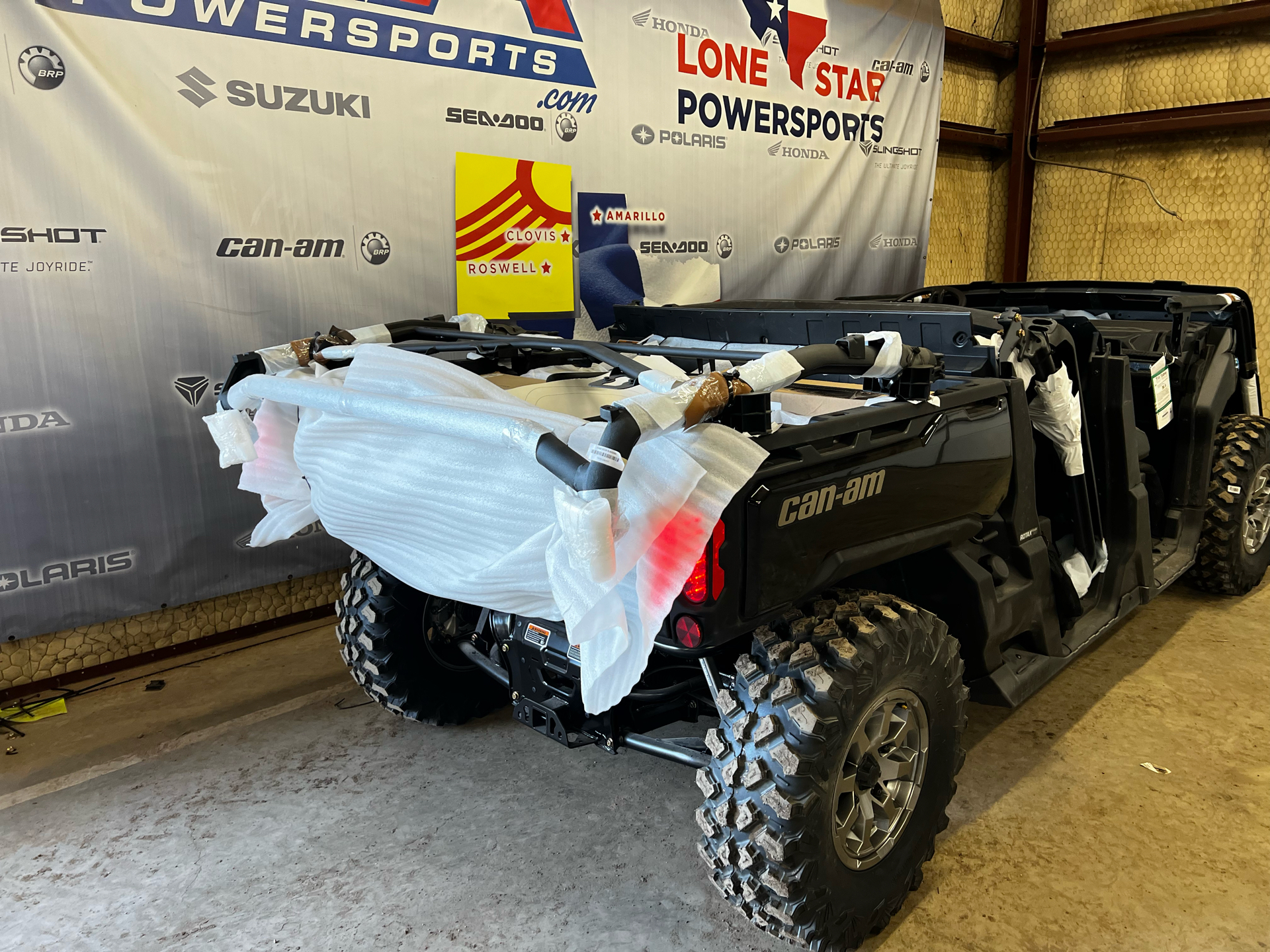 2023 Can-Am Defender MAX Lone Star HD10 in Amarillo, Texas - Photo 2