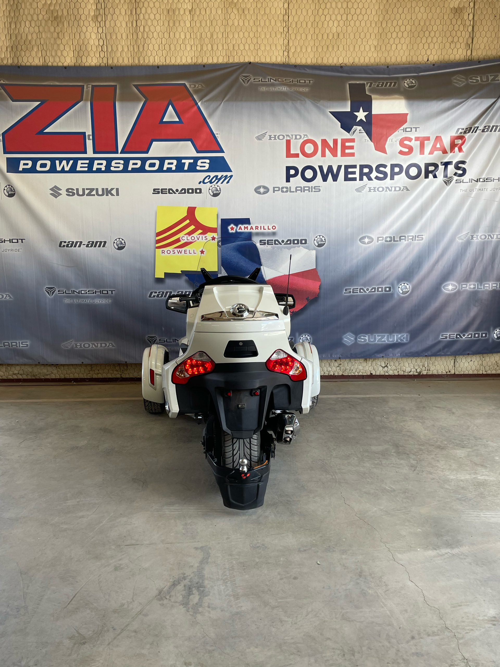 2018 Can-Am Spyder RT Limited in Amarillo, Texas - Photo 4