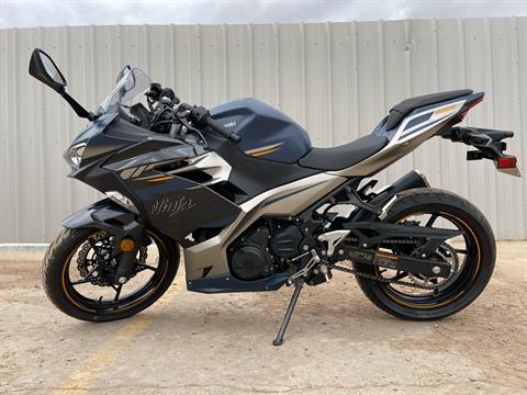 2023 Kawasaki Ninja 400 in Amarillo, Texas - Photo 4