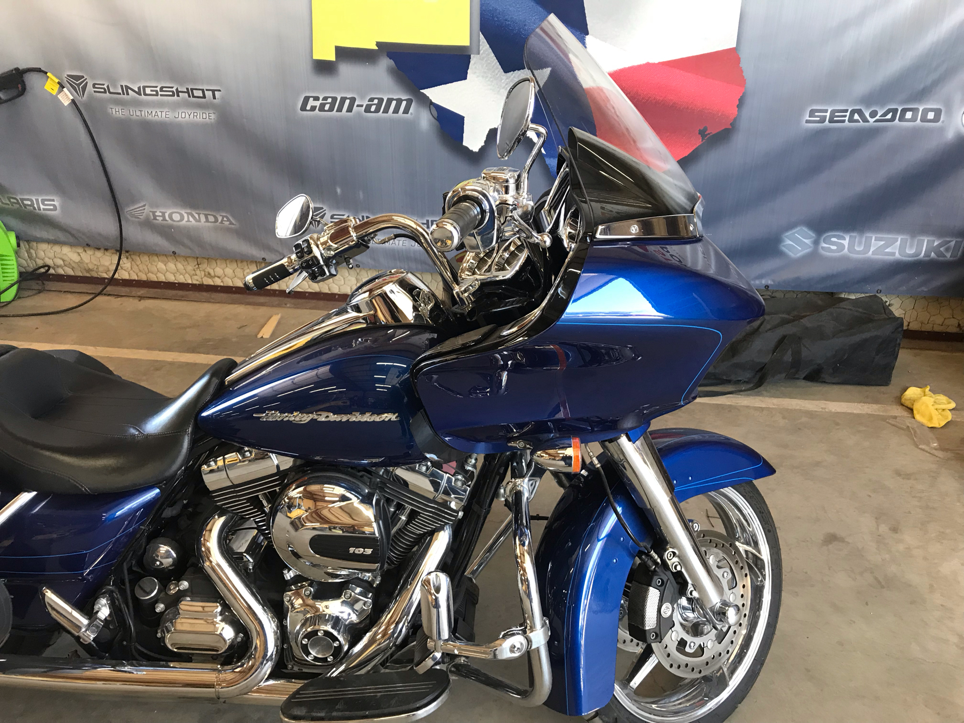 2015 Harley-Davidson Road Glide® Special in Amarillo, Texas - Photo 3