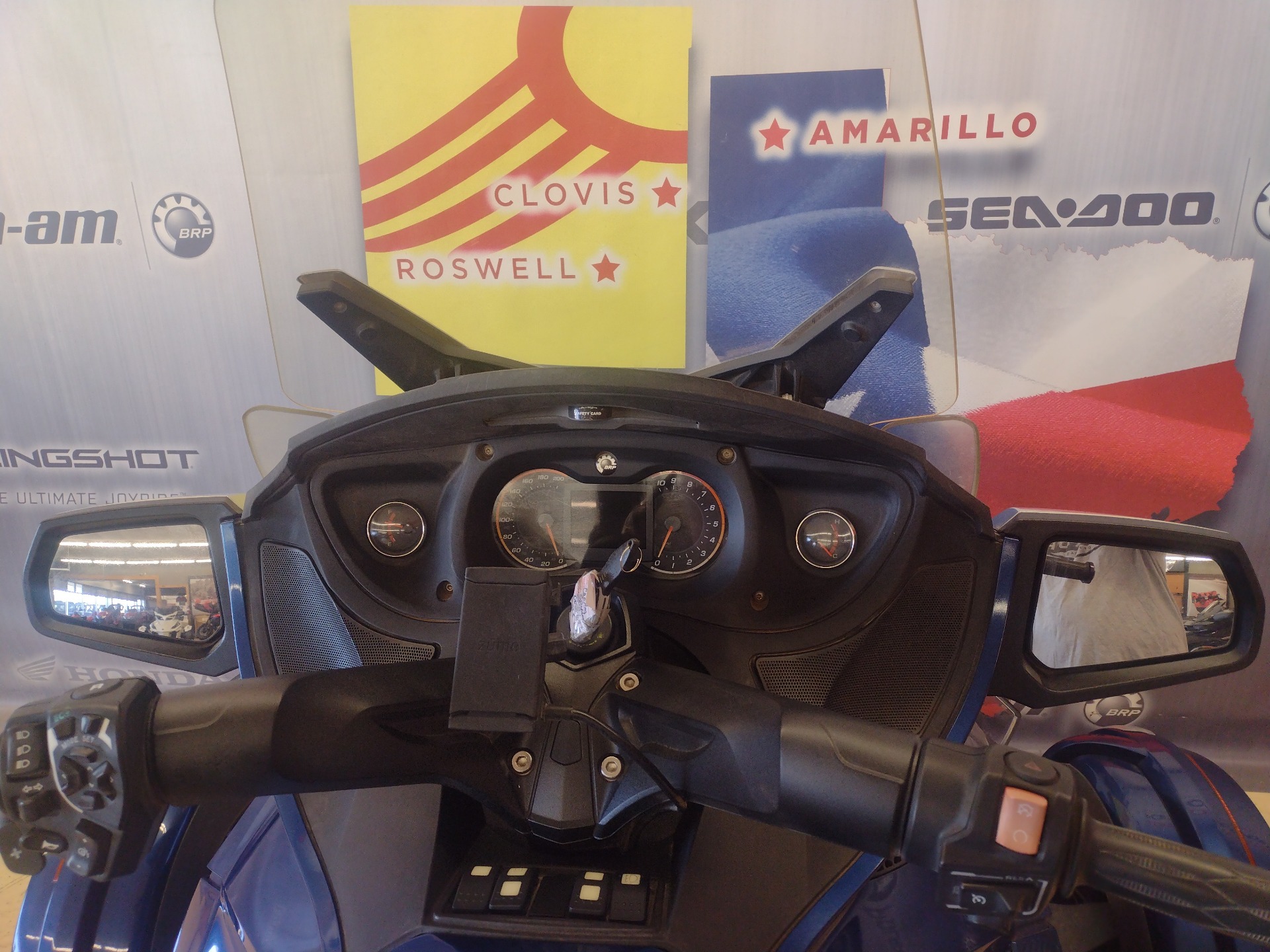 2016 Can-Am Spyder RT-S SE6 in Clovis, New Mexico - Photo 5