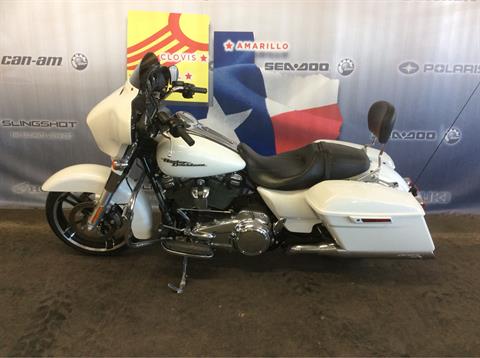 2017 Harley-Davidson Street Glide® Special in Clovis, New Mexico - Photo 5