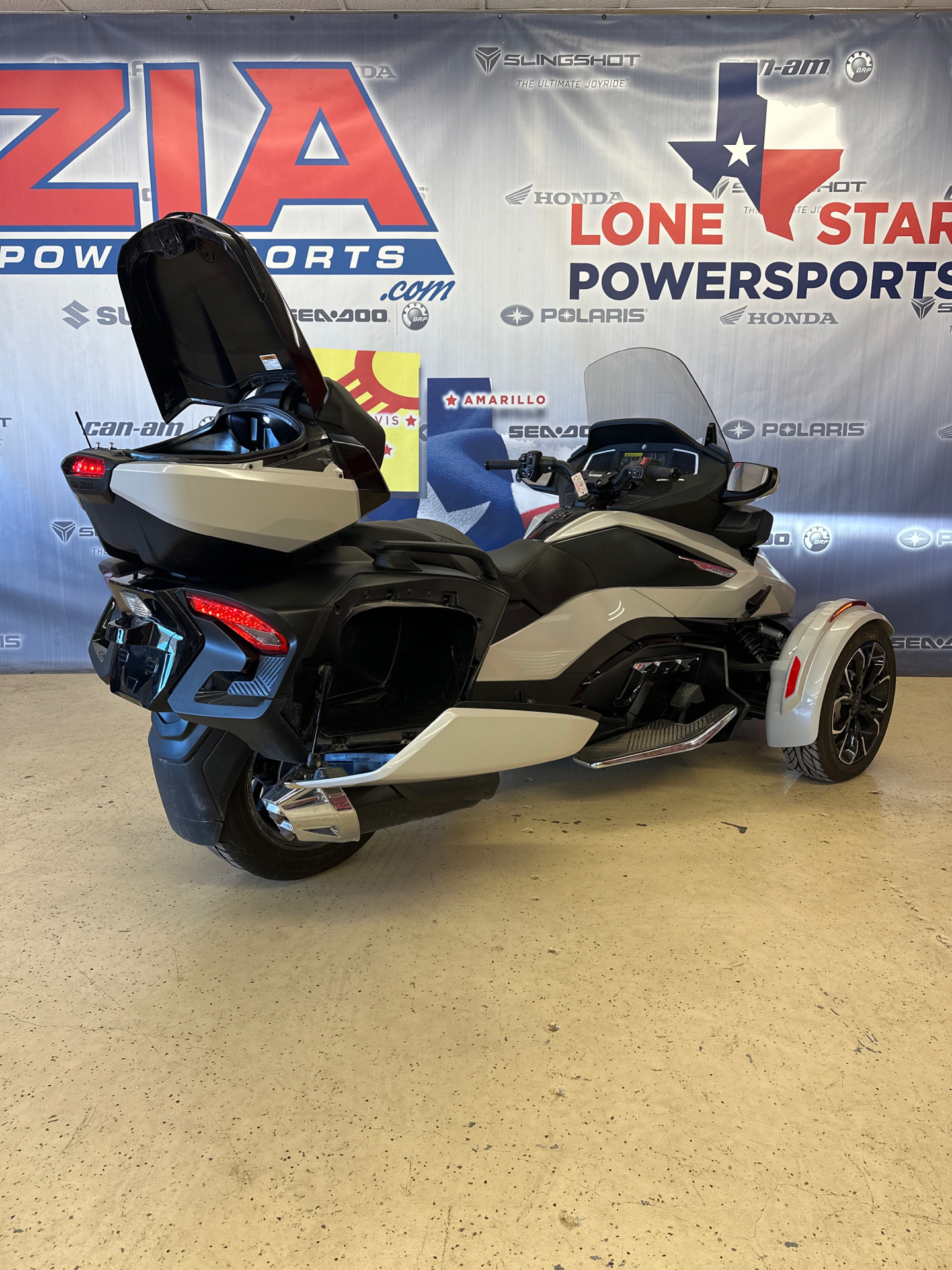 2021 Can-Am Spyder RT Limited in Clovis, New Mexico - Photo 8