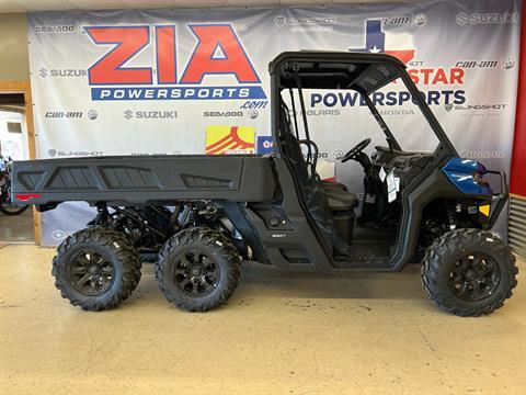 2023 Can-Am Defender 6x6 XT HD10 in Clovis, New Mexico - Photo 2