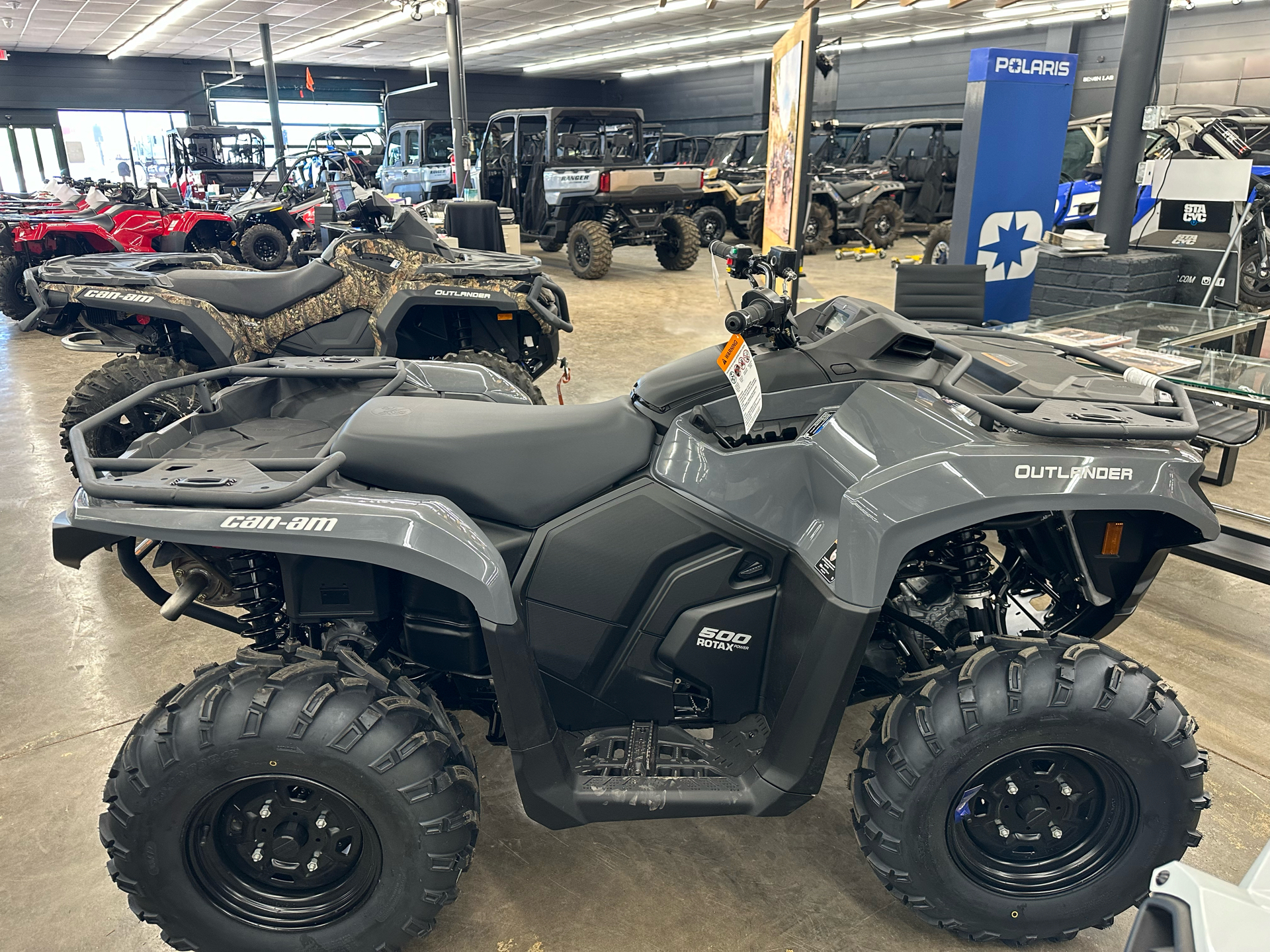 2024 Can-Am Outlander DPS 500 in Clovis, New Mexico - Photo 2