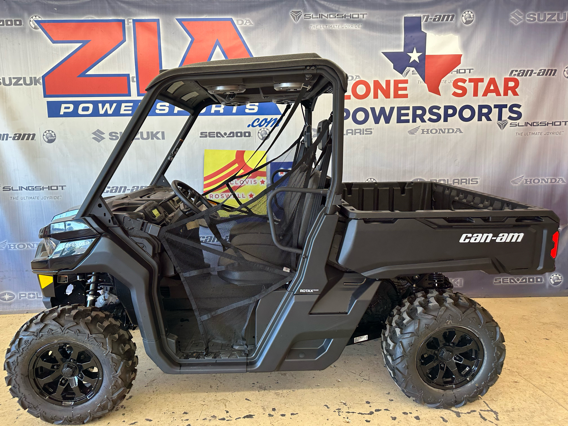 2023 Can-Am Defender DPS HD9 in Clovis, New Mexico - Photo 1