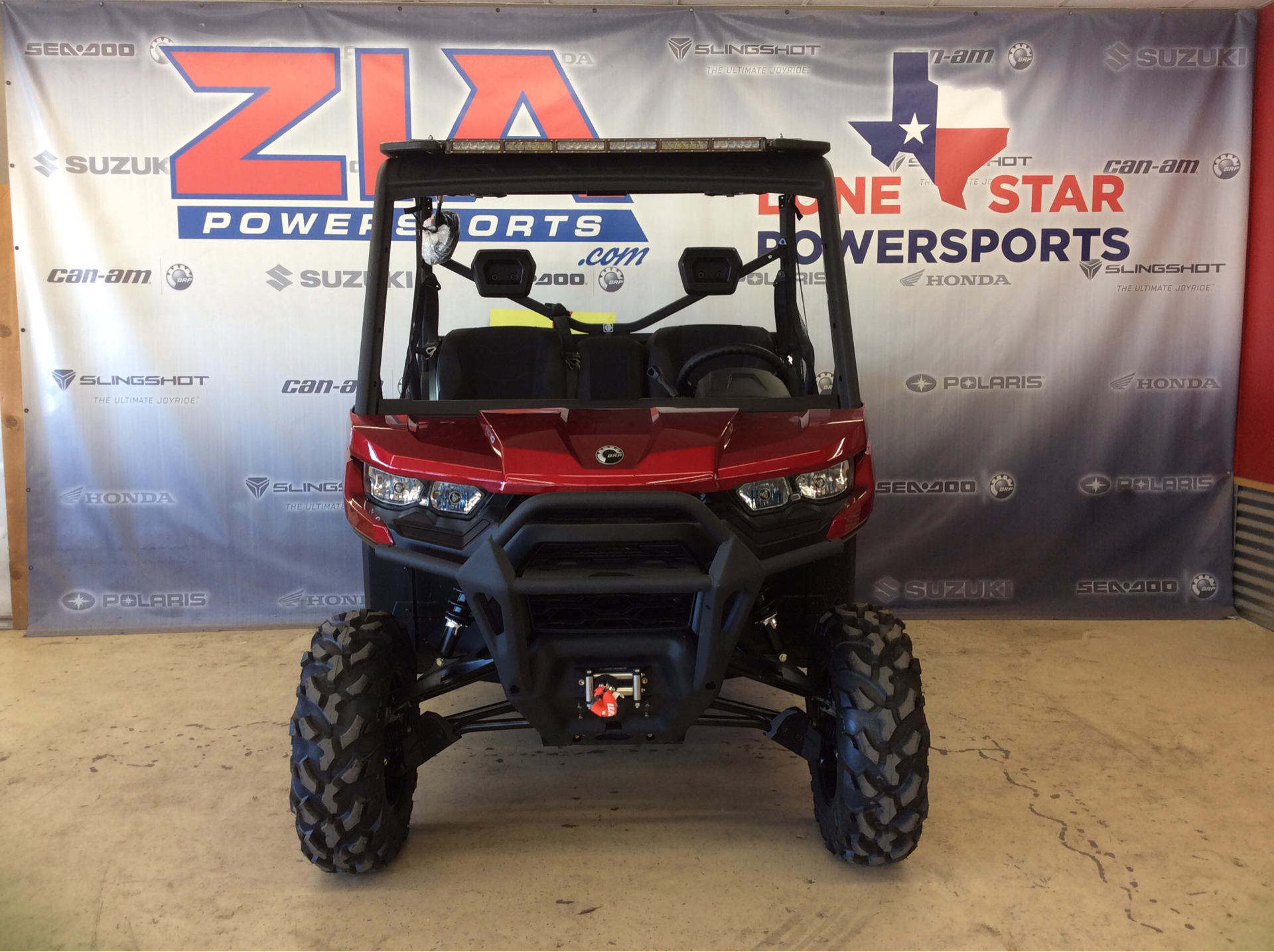 2024 Can-Am Defender XT HD10 in Clovis, New Mexico - Photo 2