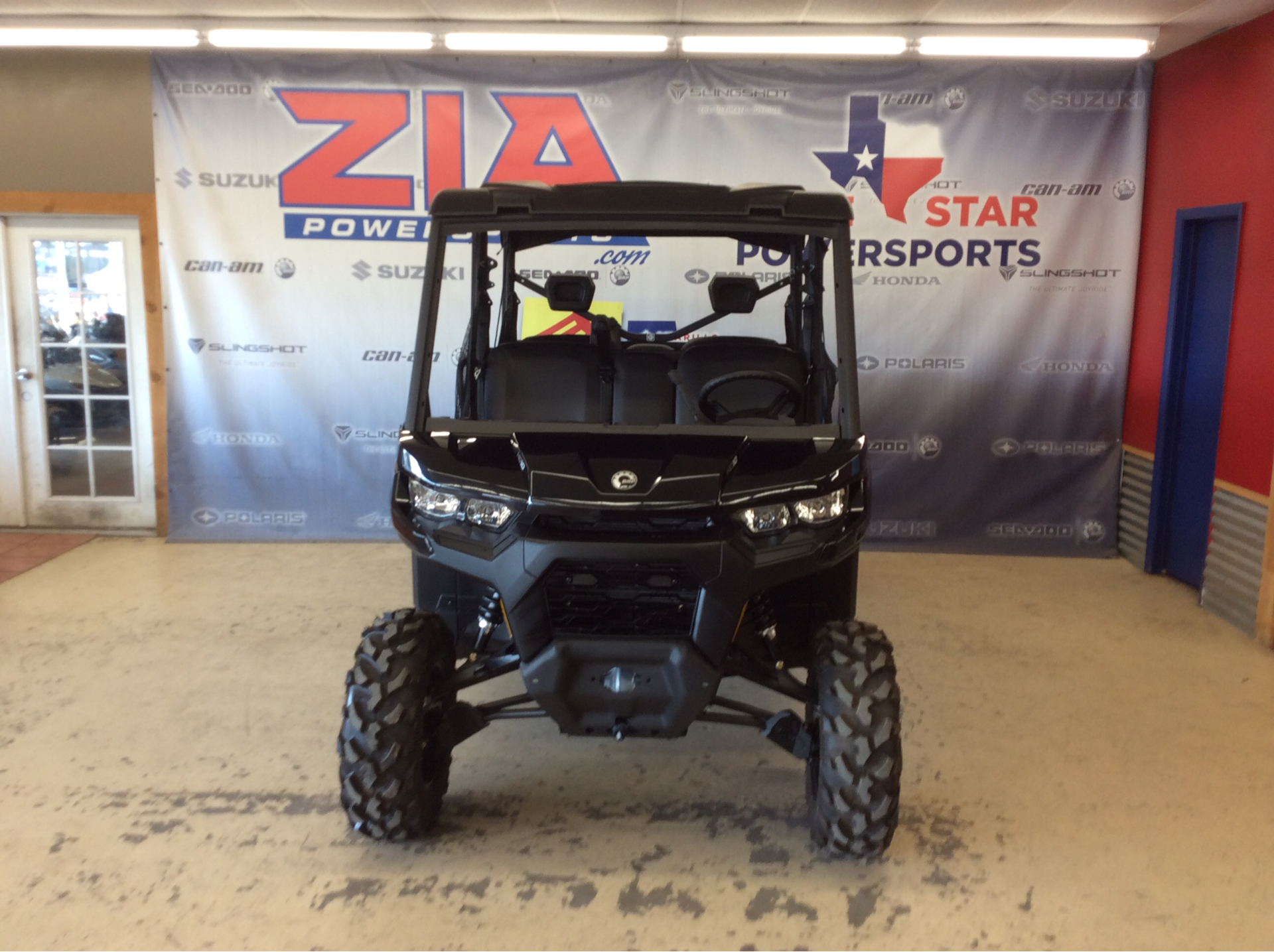 2023 Can-Am Defender MAX DPS HD10 in Clovis, New Mexico - Photo 4