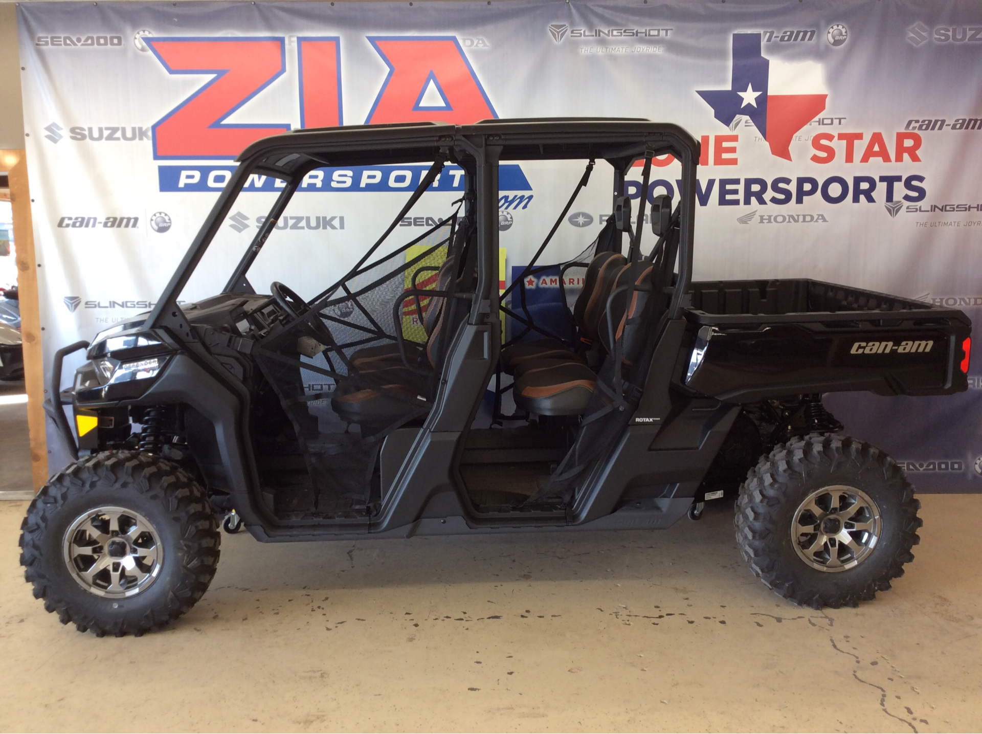 2023 Can-Am Defender MAX Lone Star HD10 in Clovis, New Mexico - Photo 1