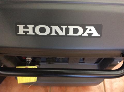Honda Power Equipment EU3000iS with CO-MINDER in Clovis, New Mexico - Photo 6