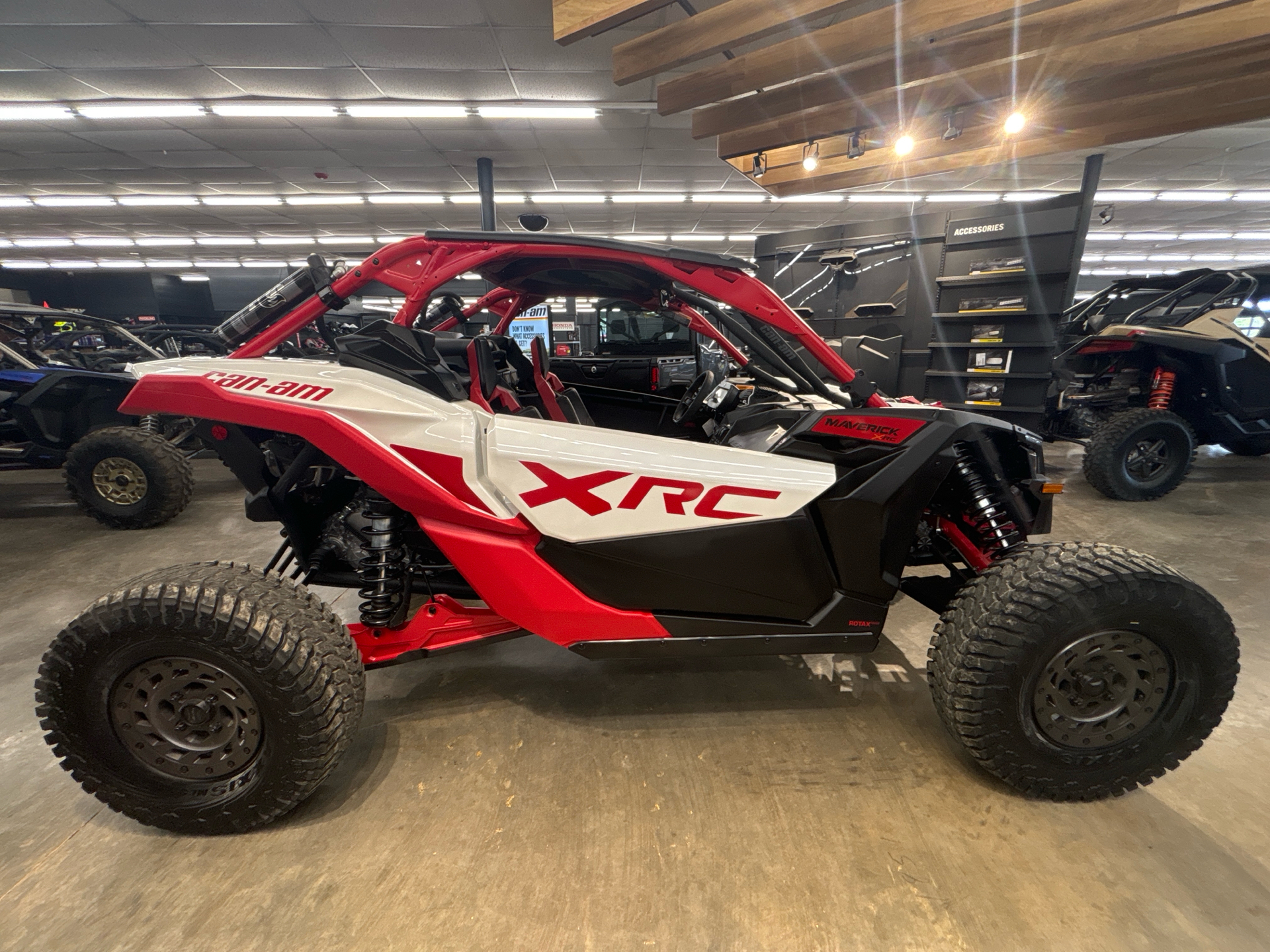 2025 Can-Am Maverick X3 X RC Turbo RR 72 in Clovis, New Mexico - Photo 3