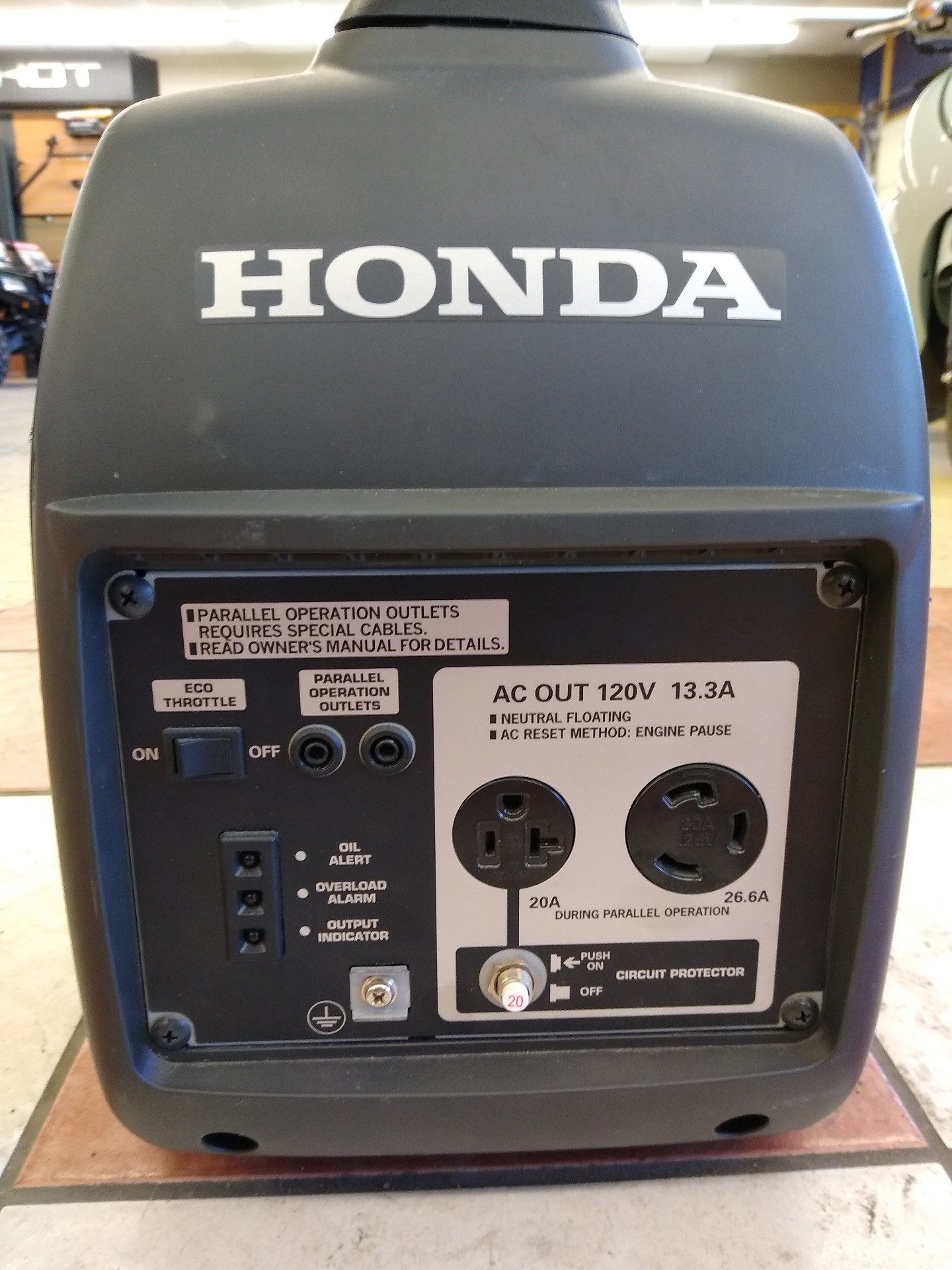 Honda Power Equipment EU2000T1A3 in Clovis, New Mexico - Photo 3
