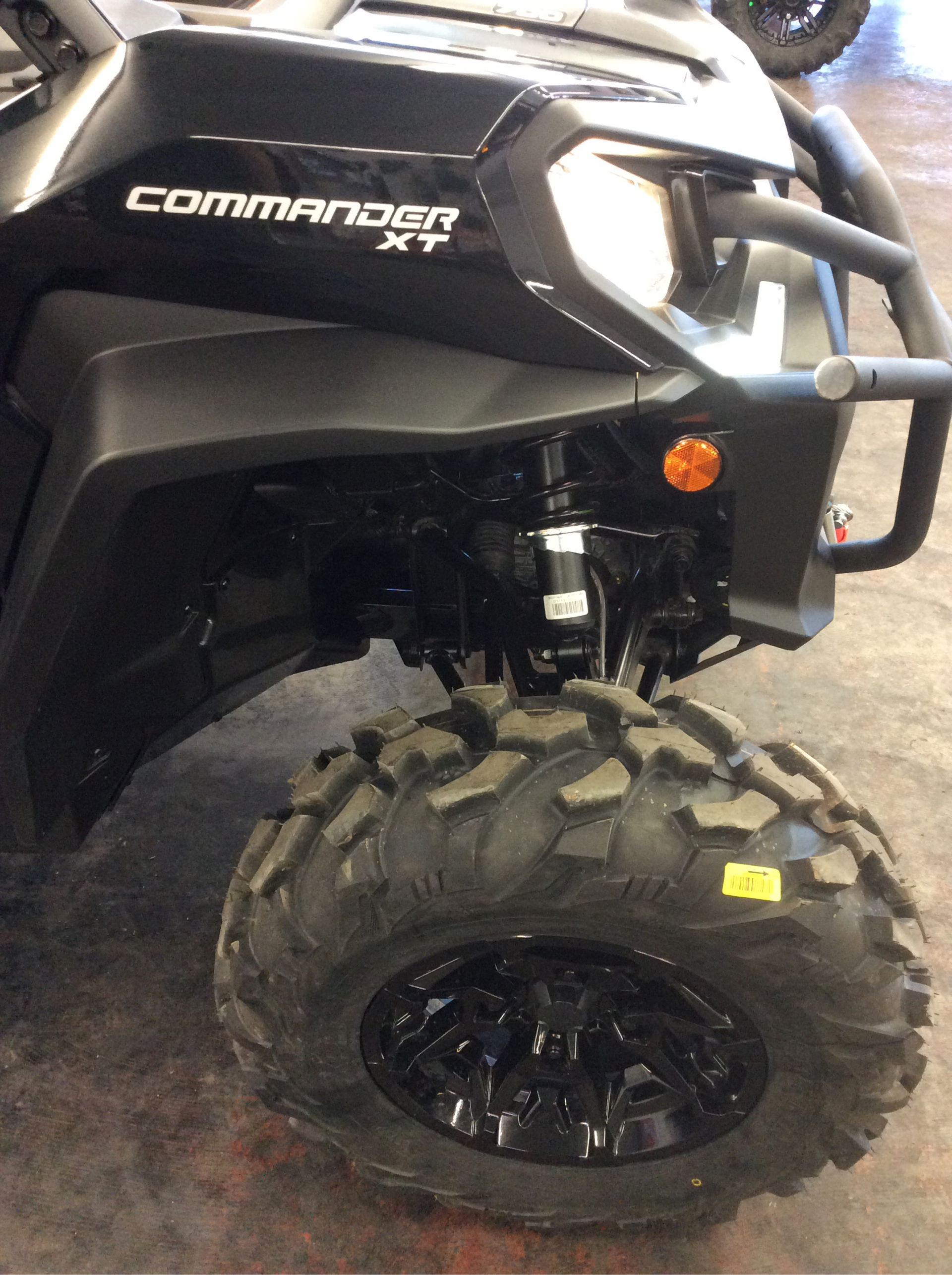 2022 Can-Am Commander XT 700 in Clovis, New Mexico - Photo 11