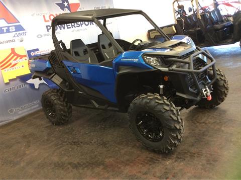 2022 Can-Am Commander XT 700 in Clovis, New Mexico - Photo 2