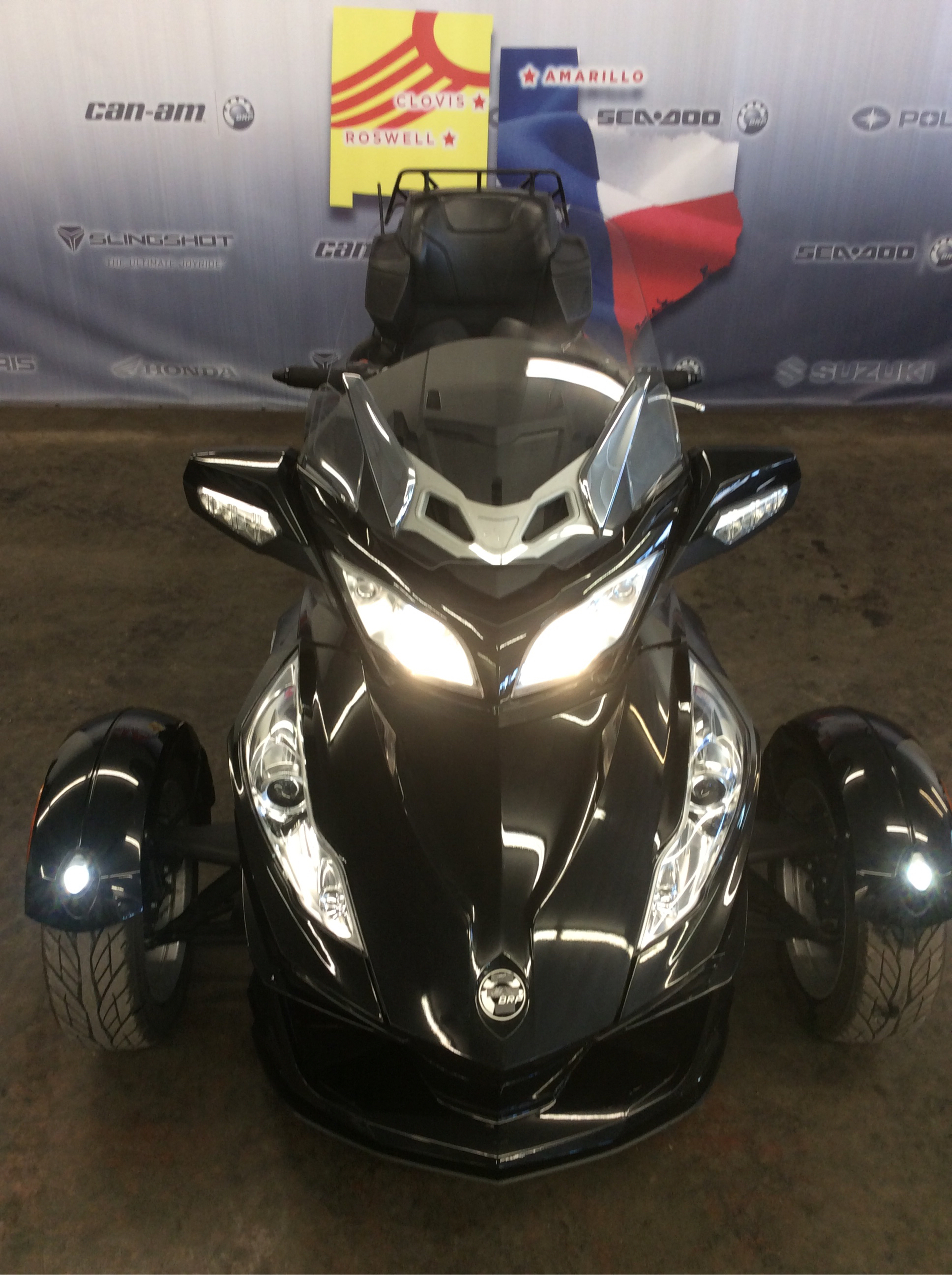 2015 Can-Am Spyder® RT SM6 in Clovis, New Mexico - Photo 2
