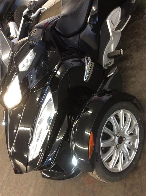 2015 Can-Am Spyder® RT SM6 in Clovis, New Mexico - Photo 4