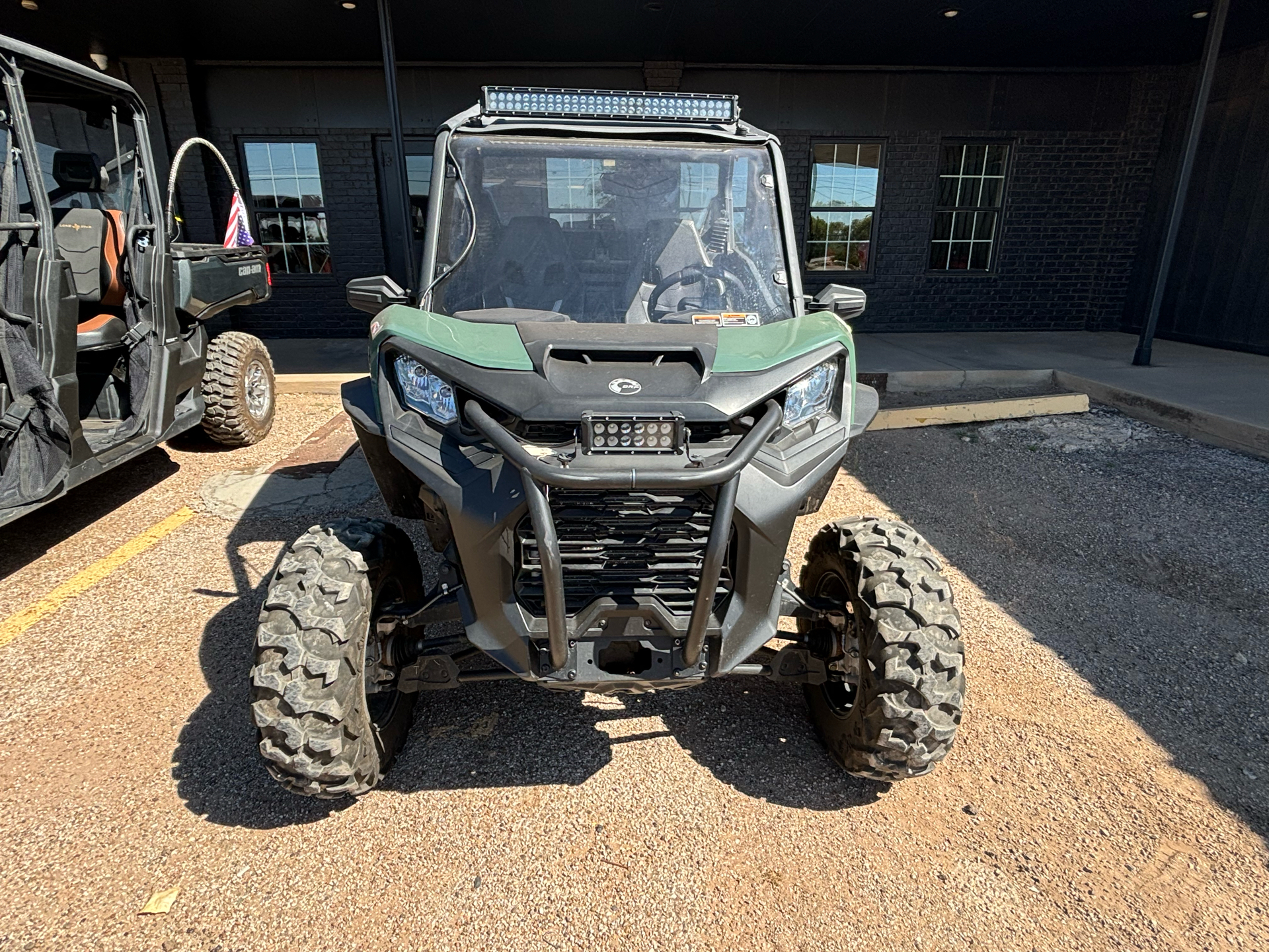 2022 Can-Am Commander DPS 700 in Clovis, New Mexico - Photo 2